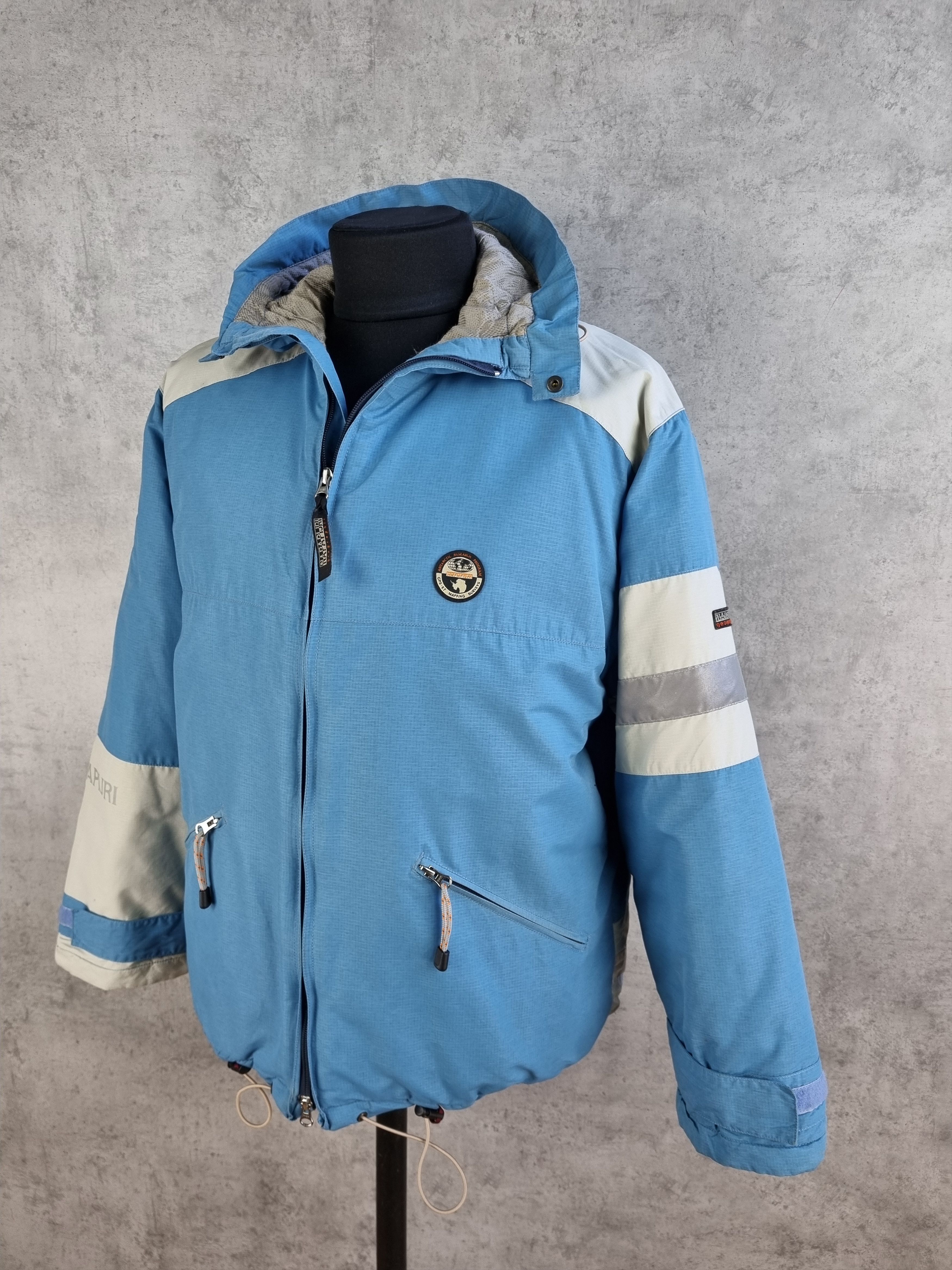 Napapijri × Vintage Napapijri Water Repellent Reflective Elements Heavy Jacket Size US L / EU 52-54 / 3 - 5 Thumbnail