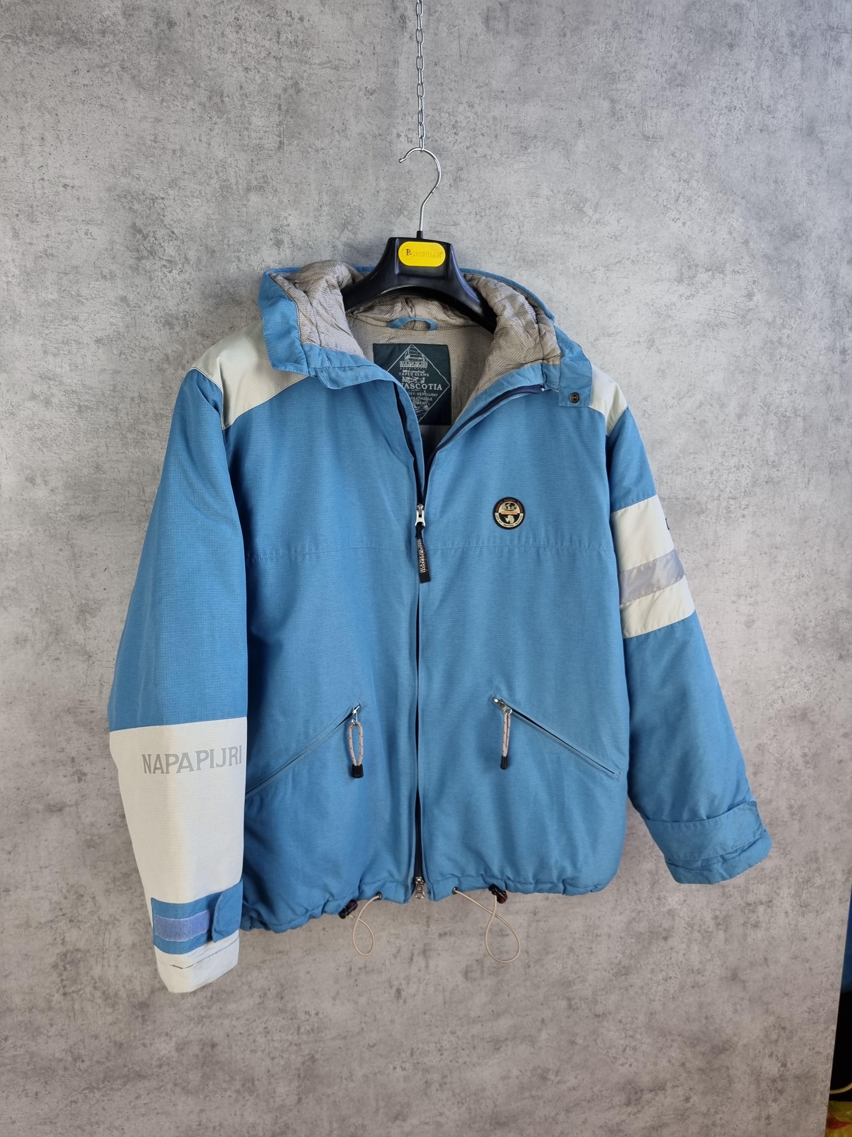 Napapijri × Vintage Napapijri Water Repellent Reflective Elements Heavy Jacket Size US L / EU 52-54 / 3 - 3 Thumbnail