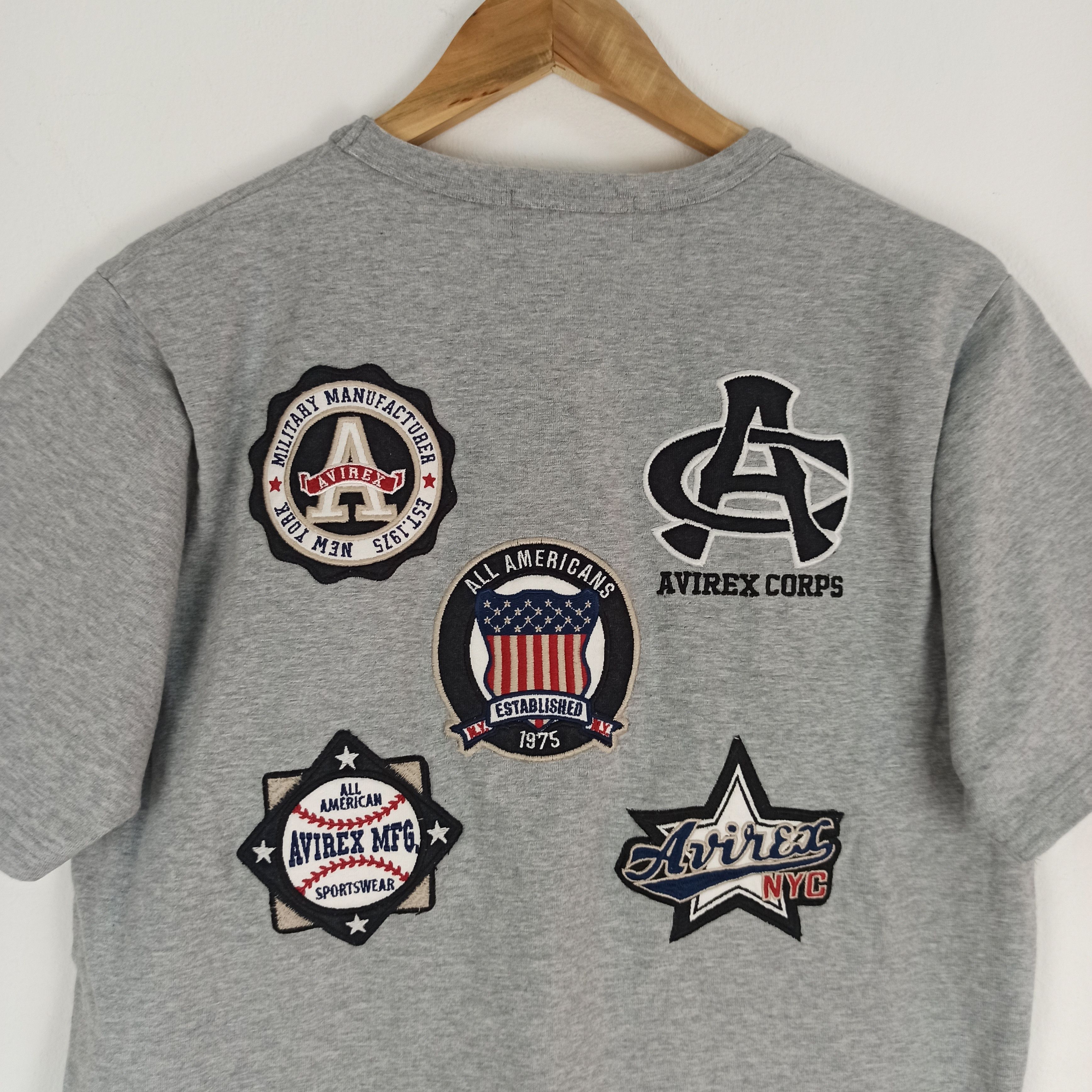 Avirex Rare Avirex NYC Sportswear Embroidered Logo T-shirt Size US L / EU 52-54 / 3 - 9 Thumbnail