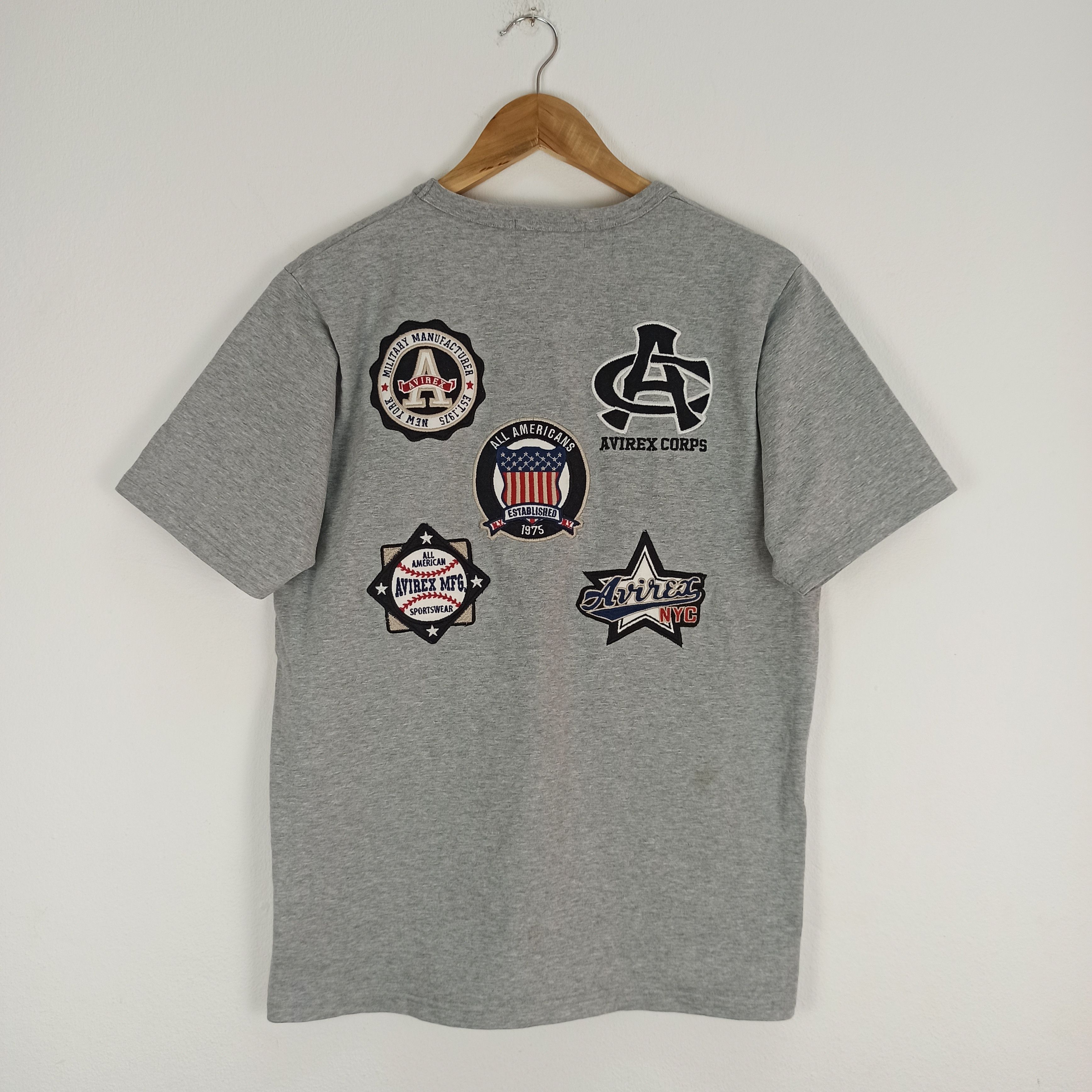Avirex Rare Avirex NYC Sportswear Embroidered Logo T-shirt Size US L / EU 52-54 / 3 - 8 Thumbnail