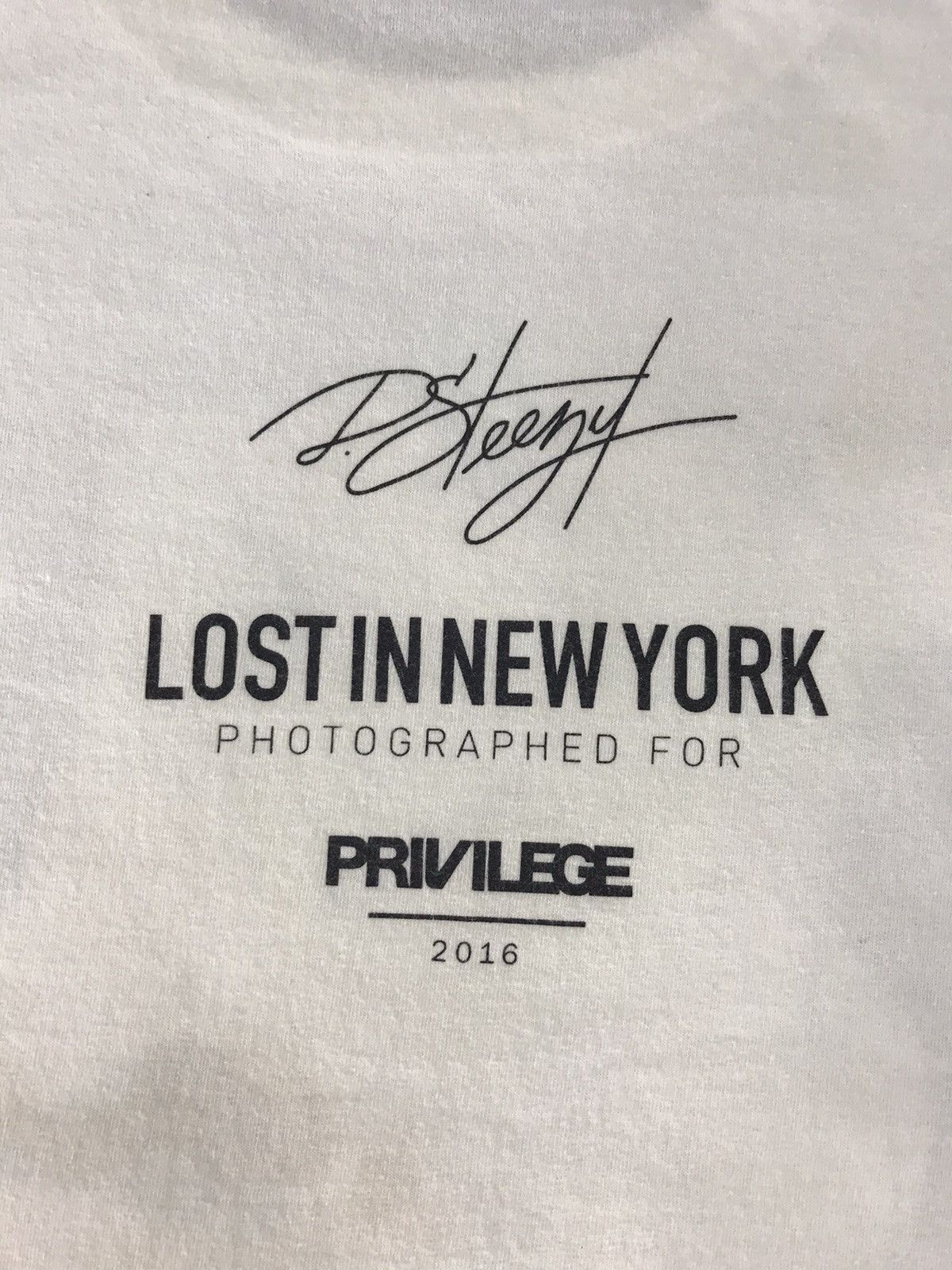 Japanese Brand Privilege D. Seeny Lost In New York Photographed Tee Size US XL / EU 56 / 4 - 6 Thumbnail
