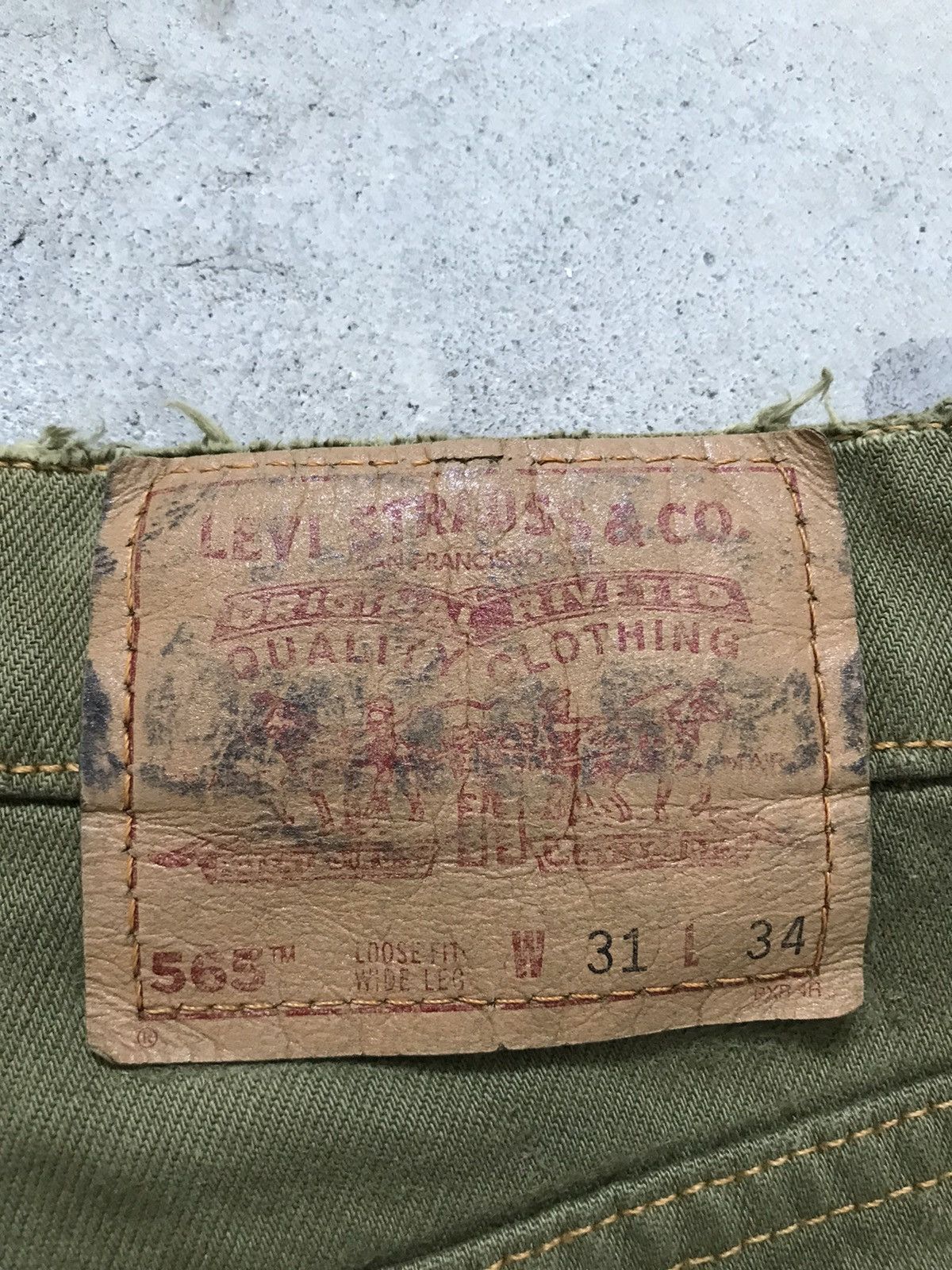 Levi's Vtg Levis 565 Loose Fit Wide Leg Brownish Green Dyed Jeans Size US 31 - 15 Thumbnail