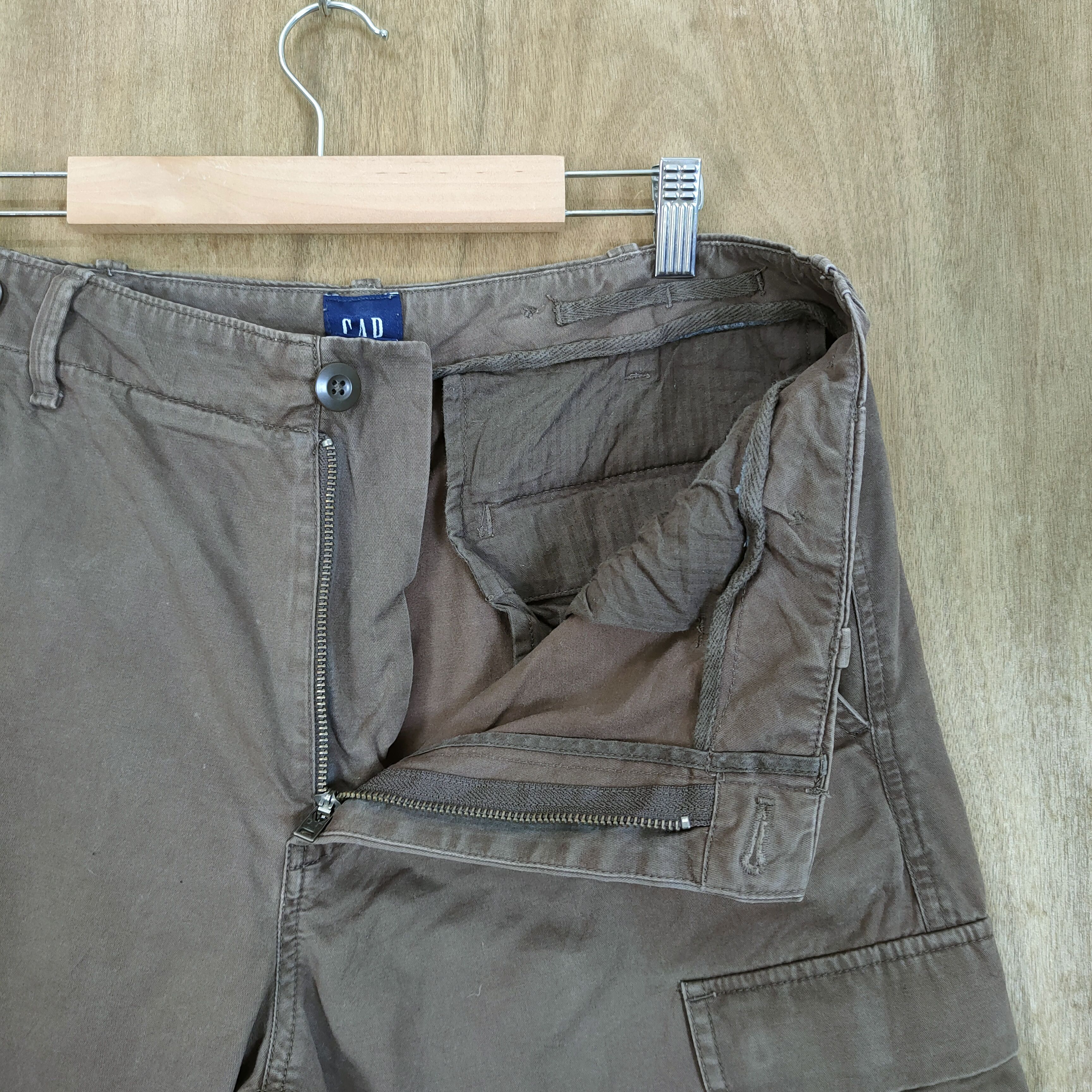 Gap × Vintage VINTAGE GAP BROWN CARGO PANTS Size US 35 - 7 Thumbnail