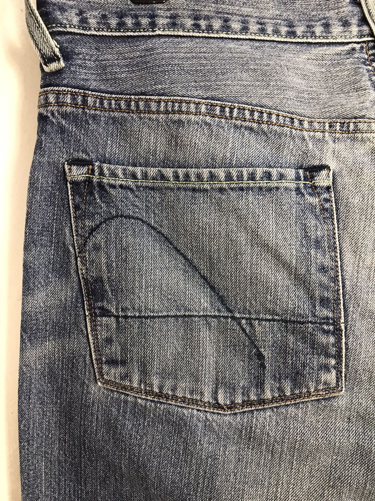 Guess × Vintage Guess Jeans Est 1981 Light Wash Style Size US 33 - 13 Thumbnail
