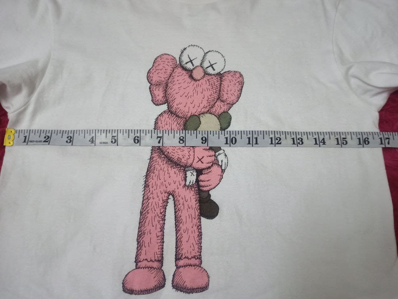 Designer × Kaws × Uniqlo 💥💥Kaws Uniqlo Flushy Toy T Size US S / EU 44-46 / 1 - 4 Thumbnail