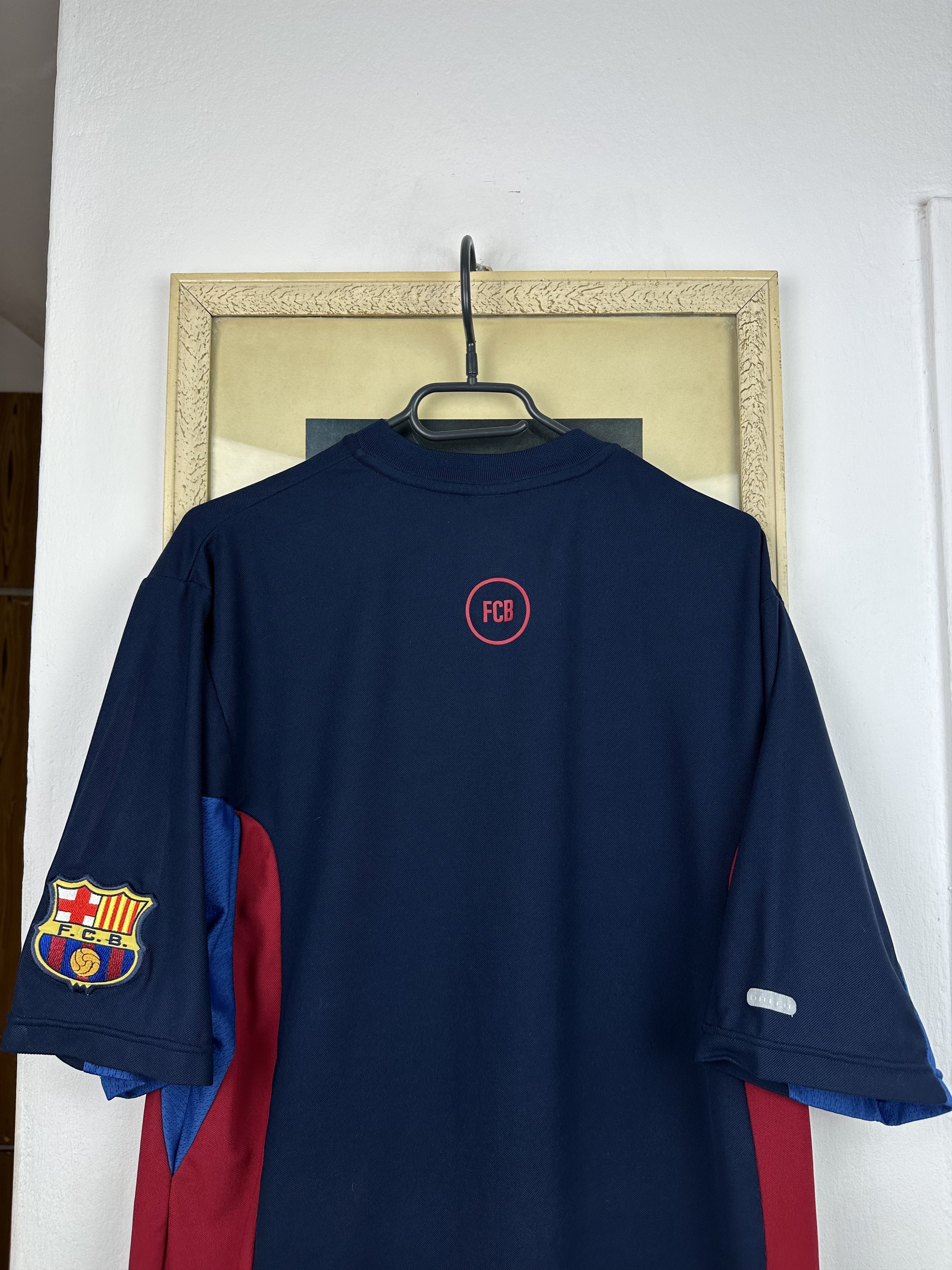 Nike × Vintage Vintage Barcelona Football Soccer Jersey Shirt Train Tee Size US M / EU 48-50 / 2 - 11 Thumbnail