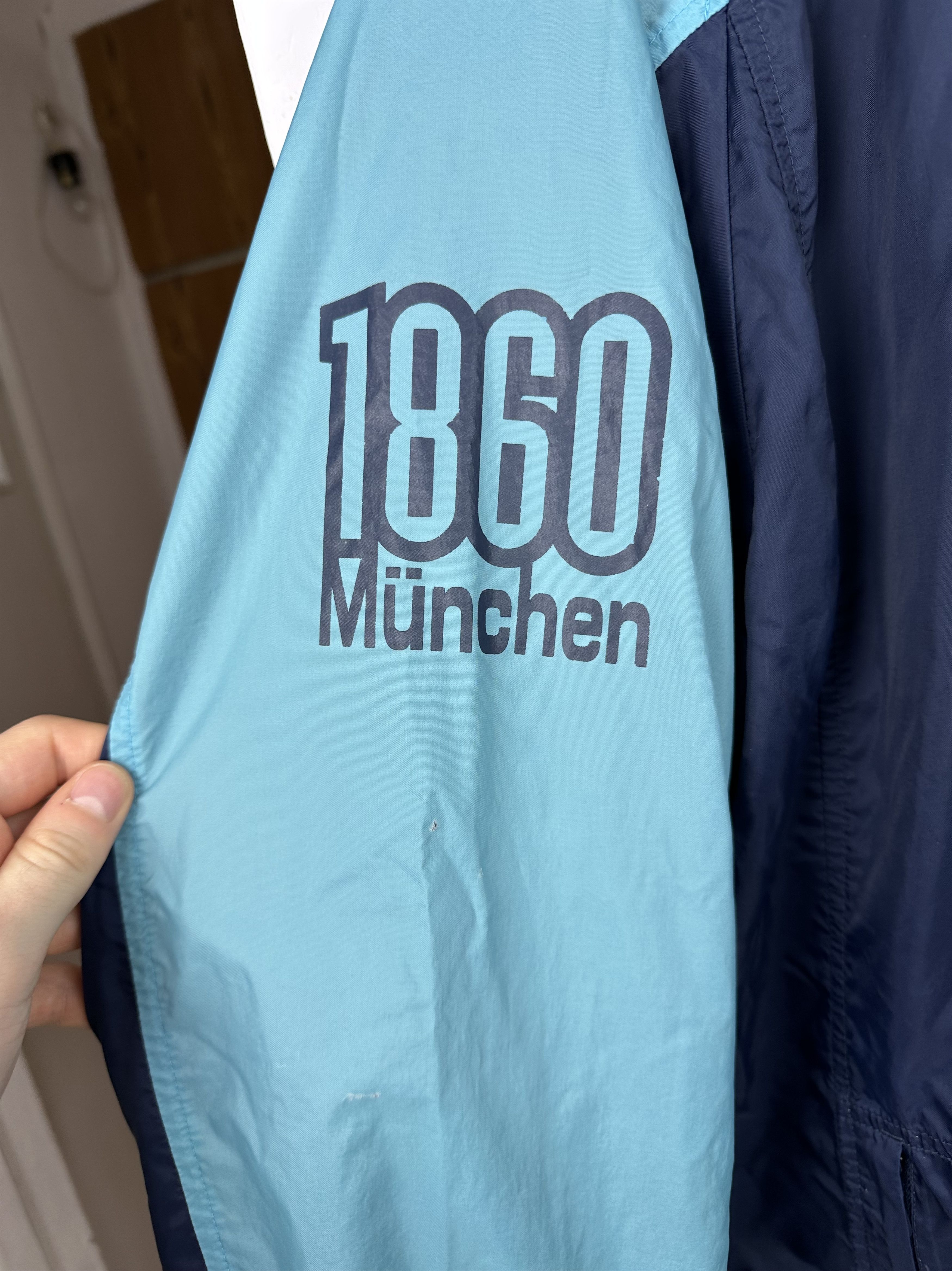 Nike × Vintage Vintage Nike 1860 MUNICH Football Jacket Top Windbreaker Size US L / EU 52-54 / 3 - 5 Thumbnail