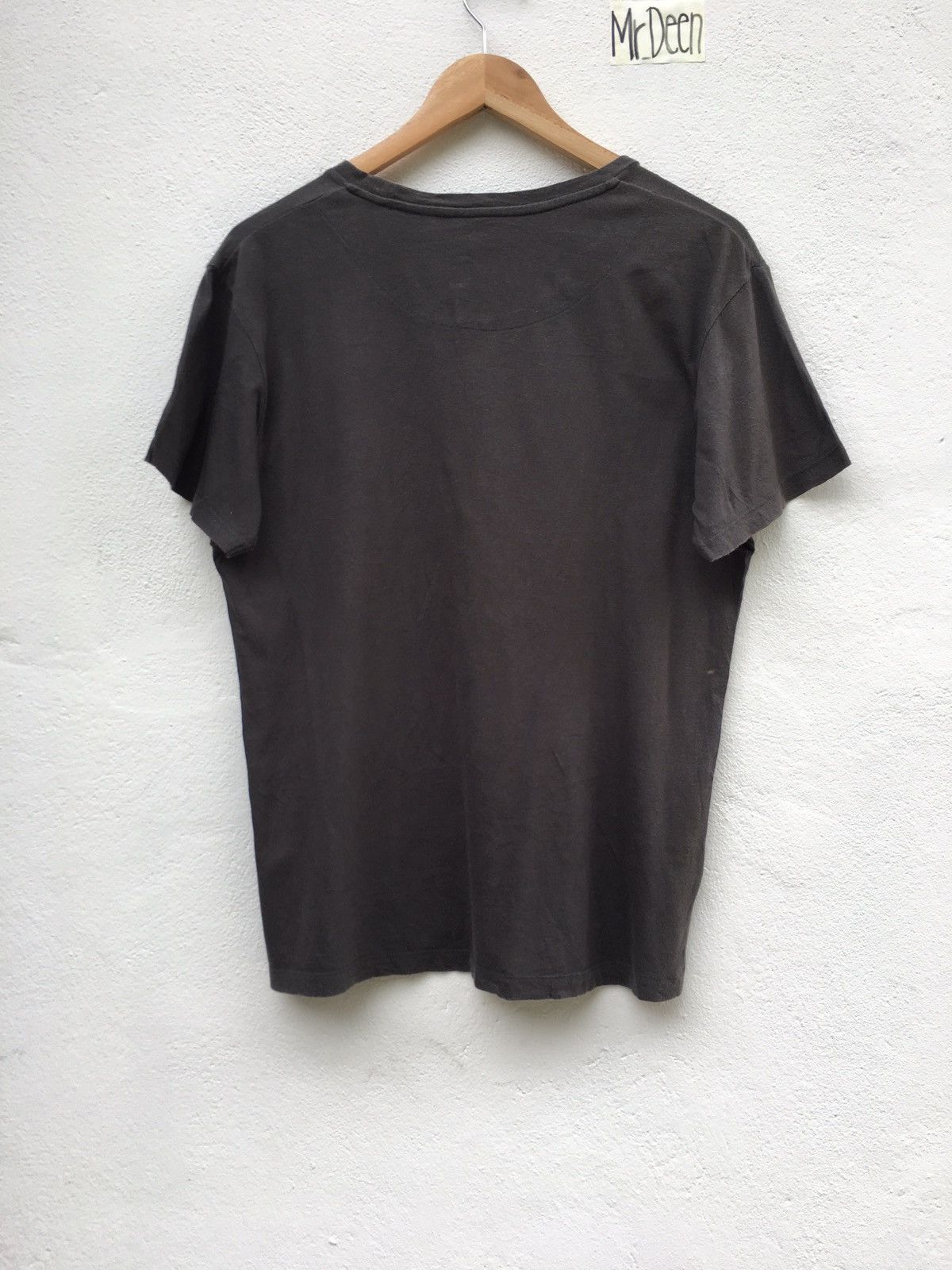 Jean-Michel Basquiat Vintage Jean Michel Basquiat x Uniqlo Tshirt Size US S / EU 44-46 / 1 - 6 Thumbnail