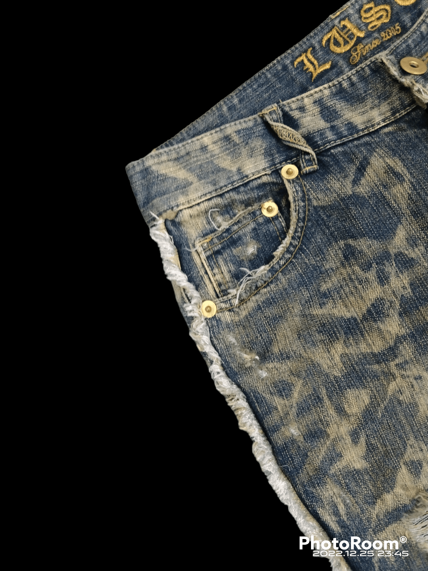 Japanese Brand THRASH RIPED LAST SINCE 2005 DENIM PANTS Size US 29 - 6 Thumbnail