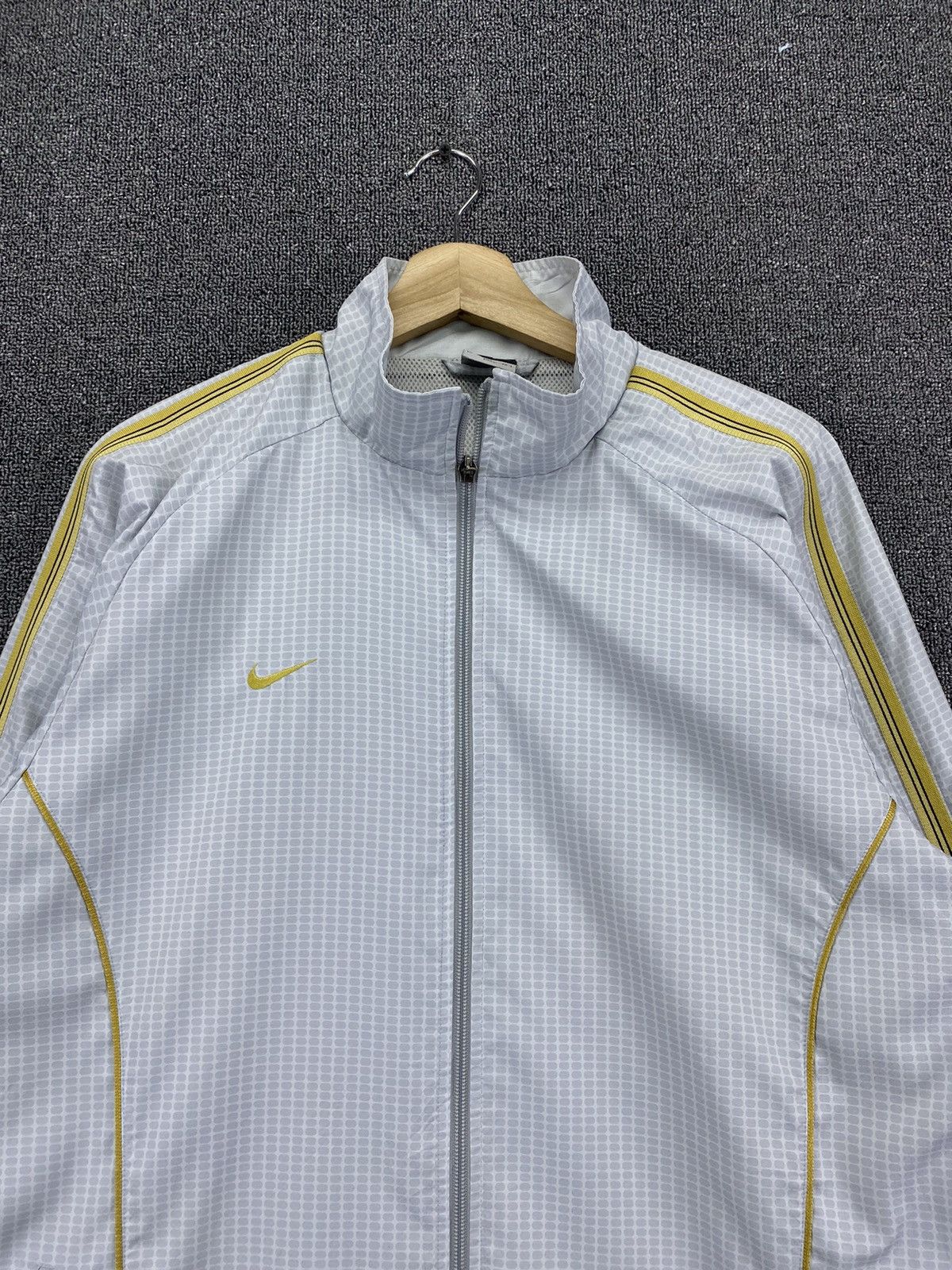 Nike Vintage Nike Checkered Shadow Plaid Light Jacket Size US XL / EU 56 / 4 - 5 Thumbnail