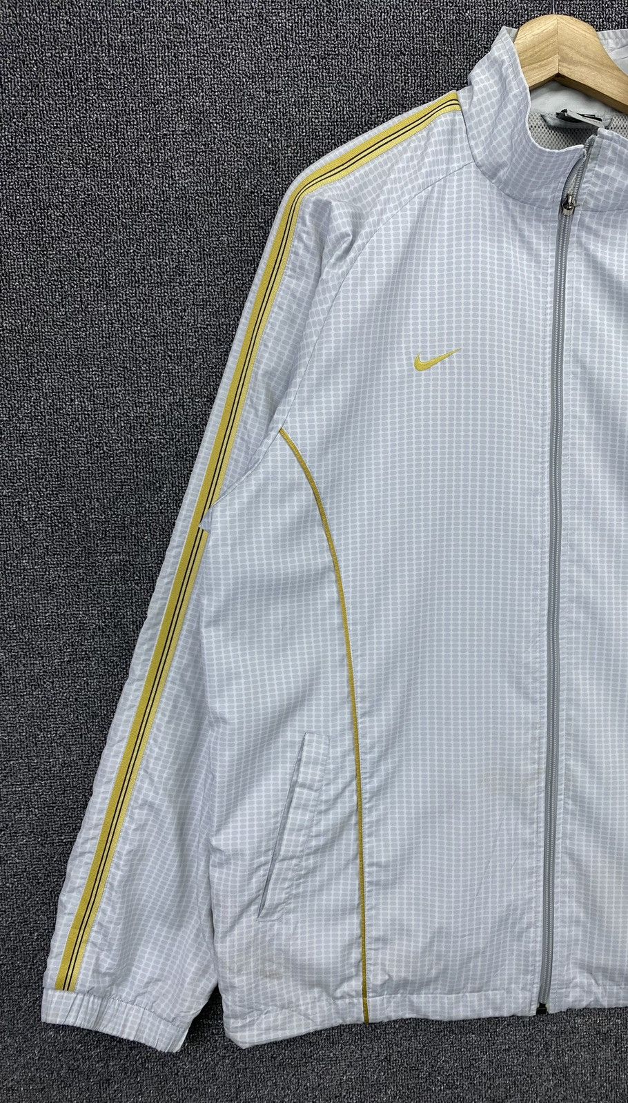 Nike Vintage Nike Checkered Shadow Plaid Light Jacket Size US XL / EU 56 / 4 - 3 Thumbnail