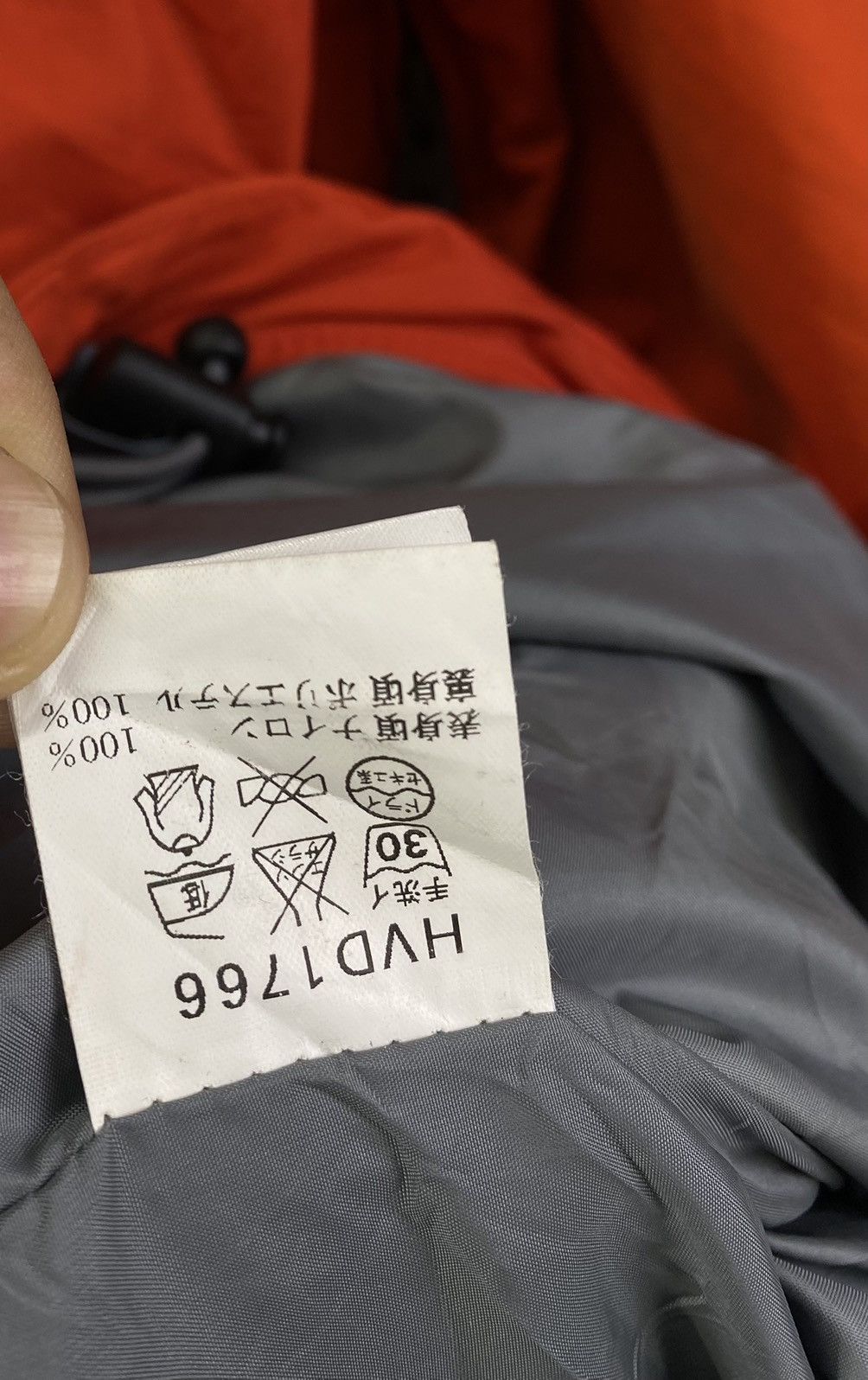 Helly Hansen Vintage Helly Hansen Nice Design Outdoor Hiking Jacket Size US M / EU 48-50 / 2 - 10 Thumbnail