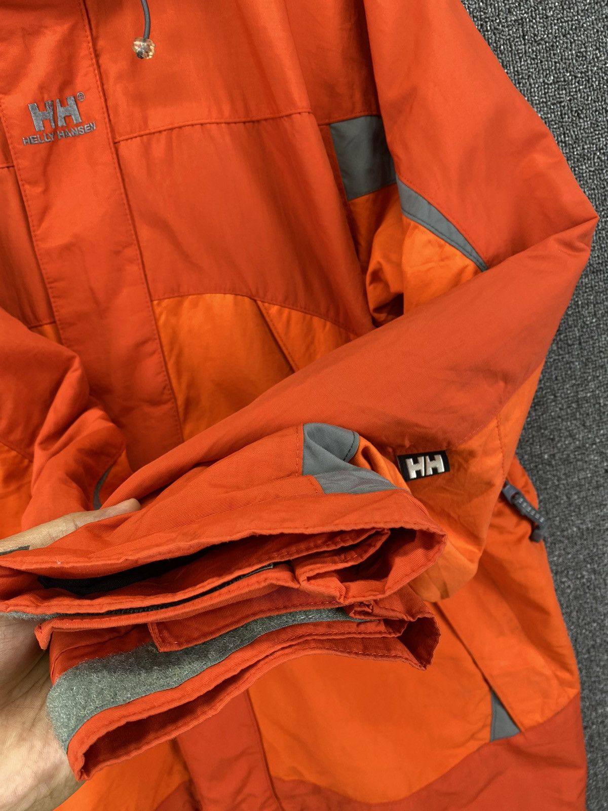 Helly Hansen Vintage Helly Hansen Nice Design Outdoor Hiking Jacket Size US M / EU 48-50 / 2 - 13 Thumbnail