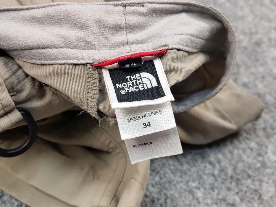 The North Face Vintage 90's The North Face Nylon Cargo Casual Shorts Size US 34 / EU 50 - 9 Thumbnail