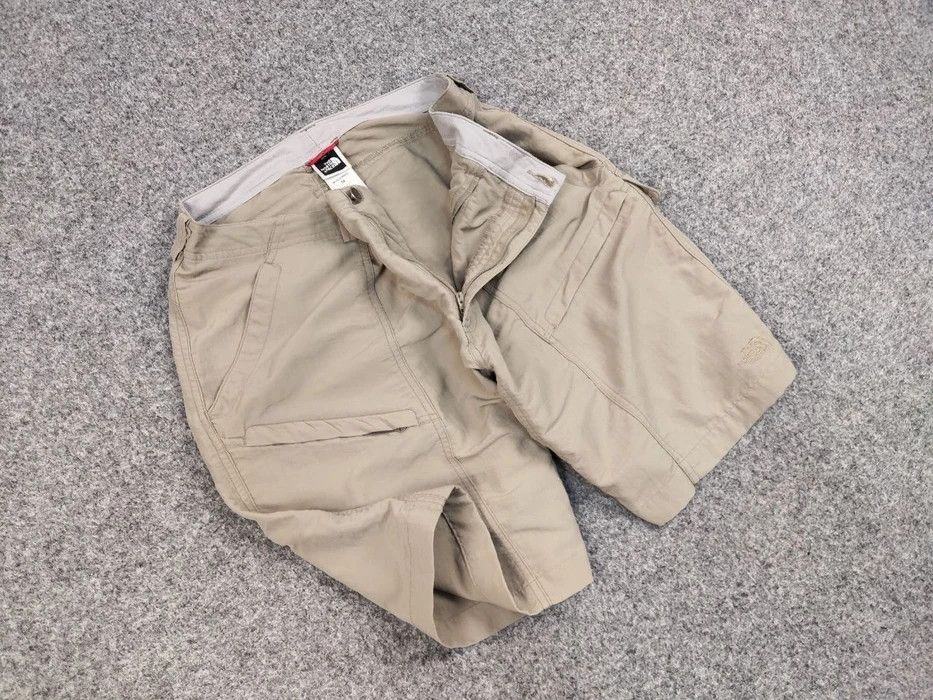 The North Face Vintage 90's The North Face Nylon Cargo Casual Shorts Size US 34 / EU 50 - 6 Thumbnail