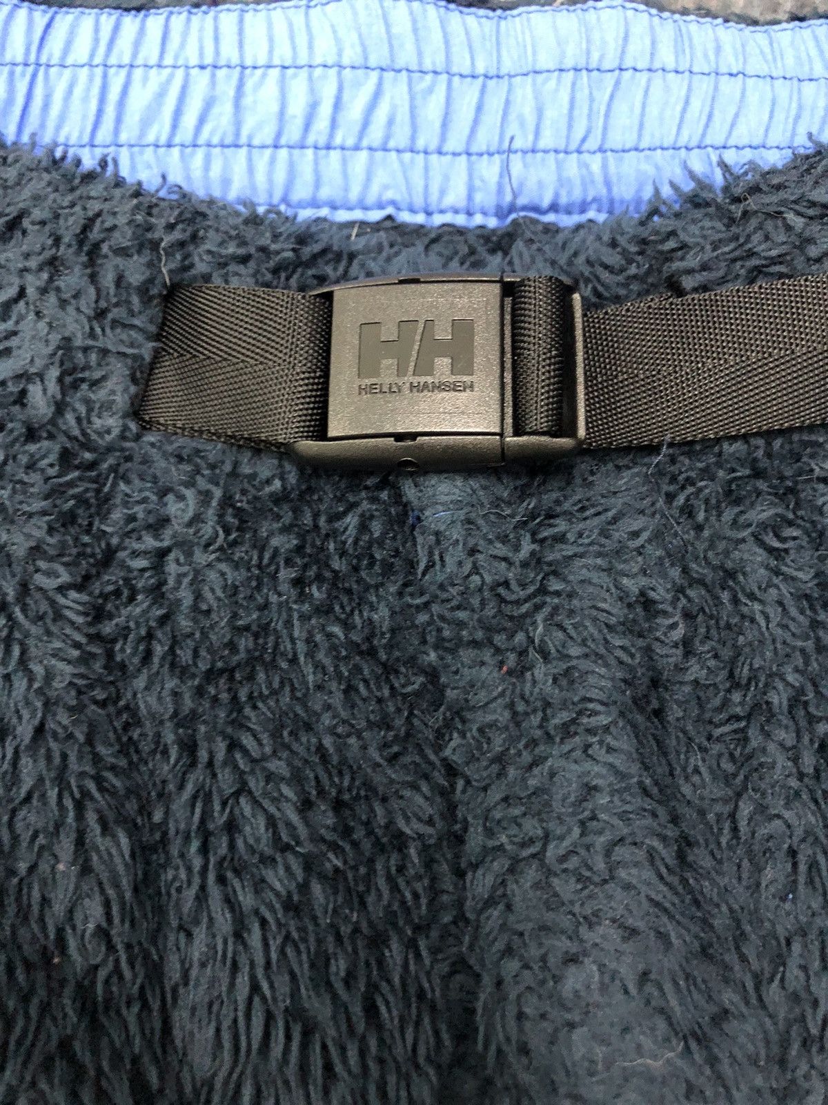 Helly Hansen 🔥Rare🔥Helly Hansen Short fleece Size US 29 - 9 Thumbnail
