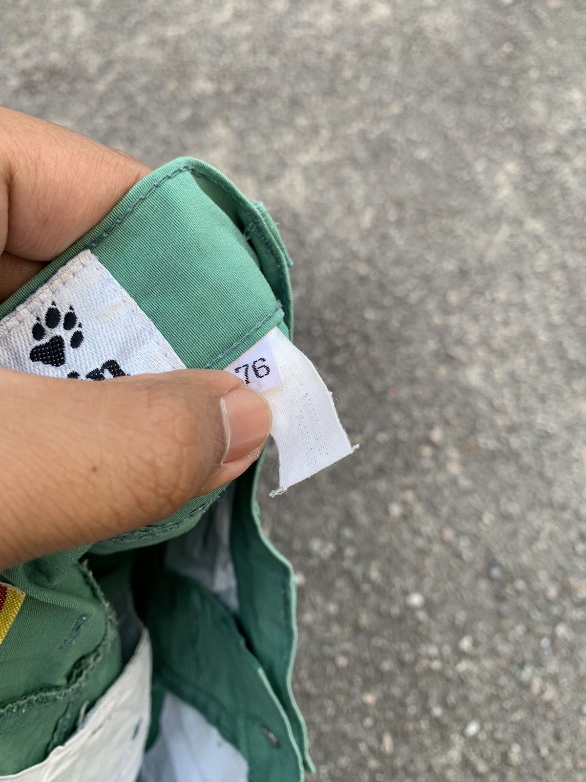 Jack Wolfskin Steals! Jack Wolfskins Short Cargo Style Pants Size US 28 / EU 44 - 9 Thumbnail
