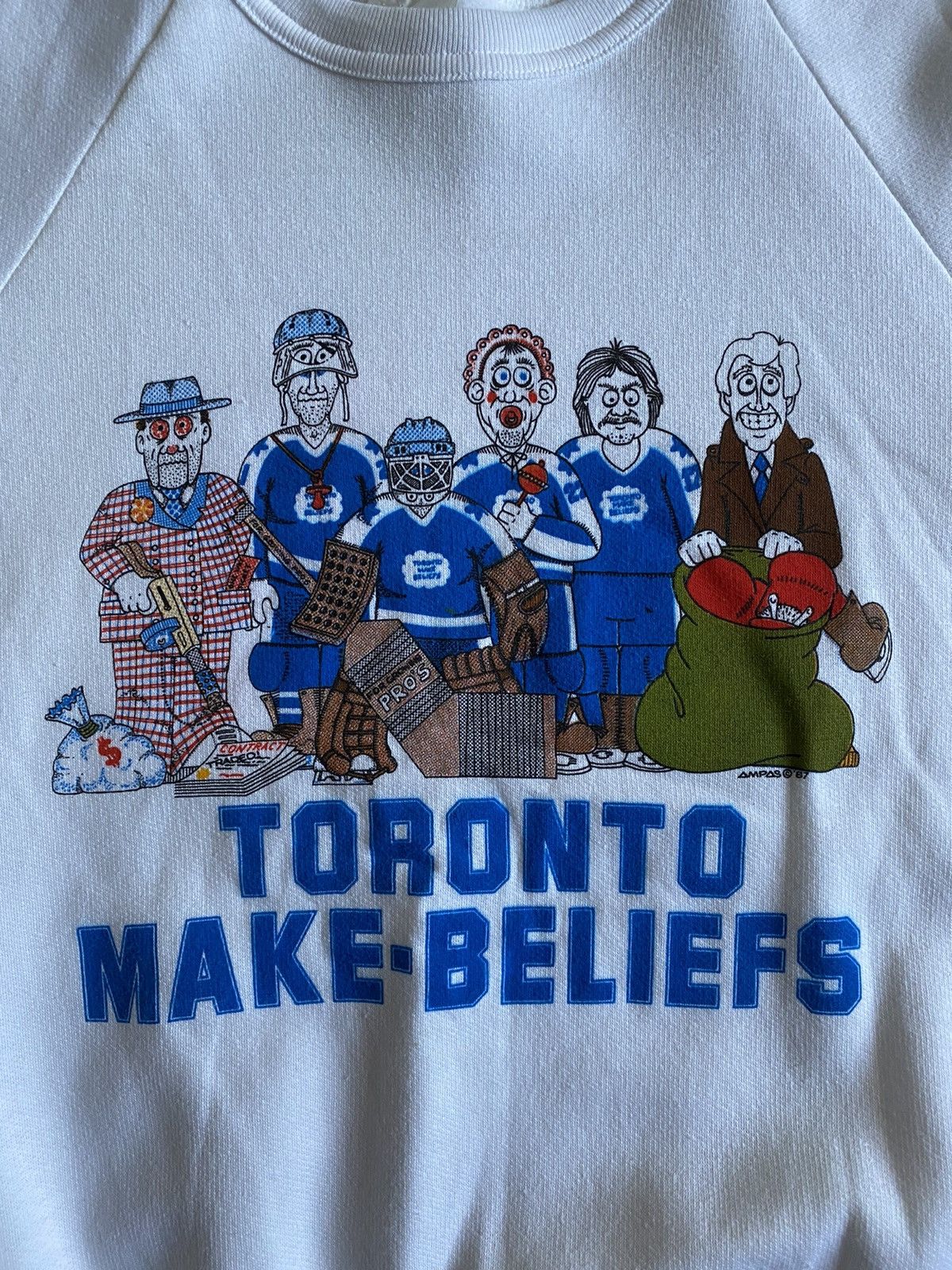 NHL × Vintage Vintage Toronto Make-Beliefs Toronto Maple Leafs Spoof Size US M / EU 48-50 / 2 - 5 Thumbnail