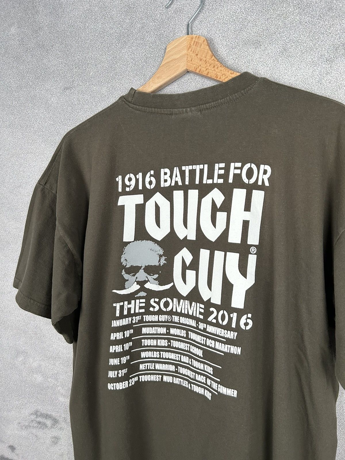 Vintage Vintage Graphic Tee Military Art Rock 90s Y2K Size US L / EU 52-54 / 3 - 5 Thumbnail