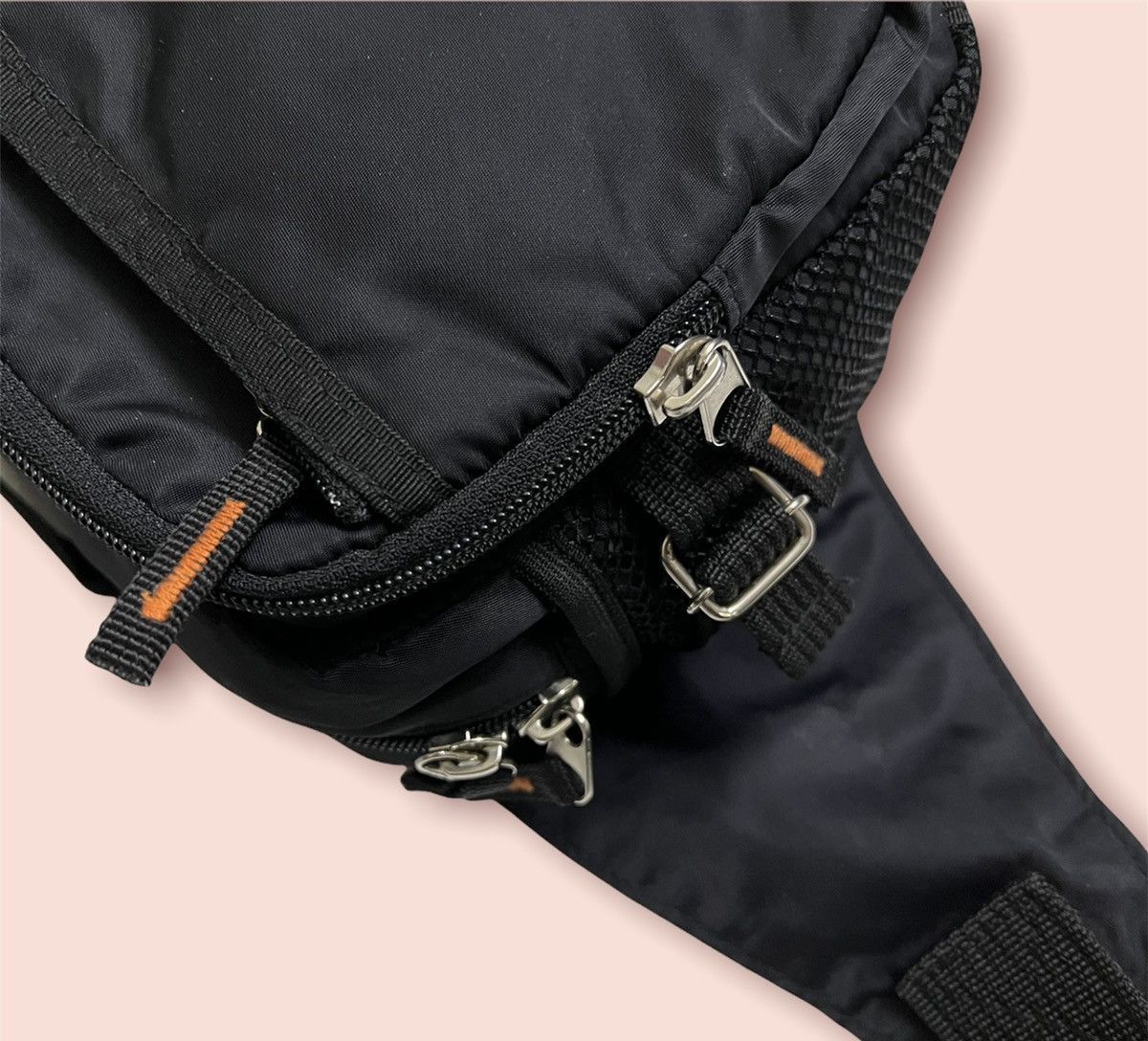 Japanese Brand × Vintage VTG YUBI WAISTBAG/FANNY PAC/BODY BAG Size ONE SIZE - 10 Thumbnail