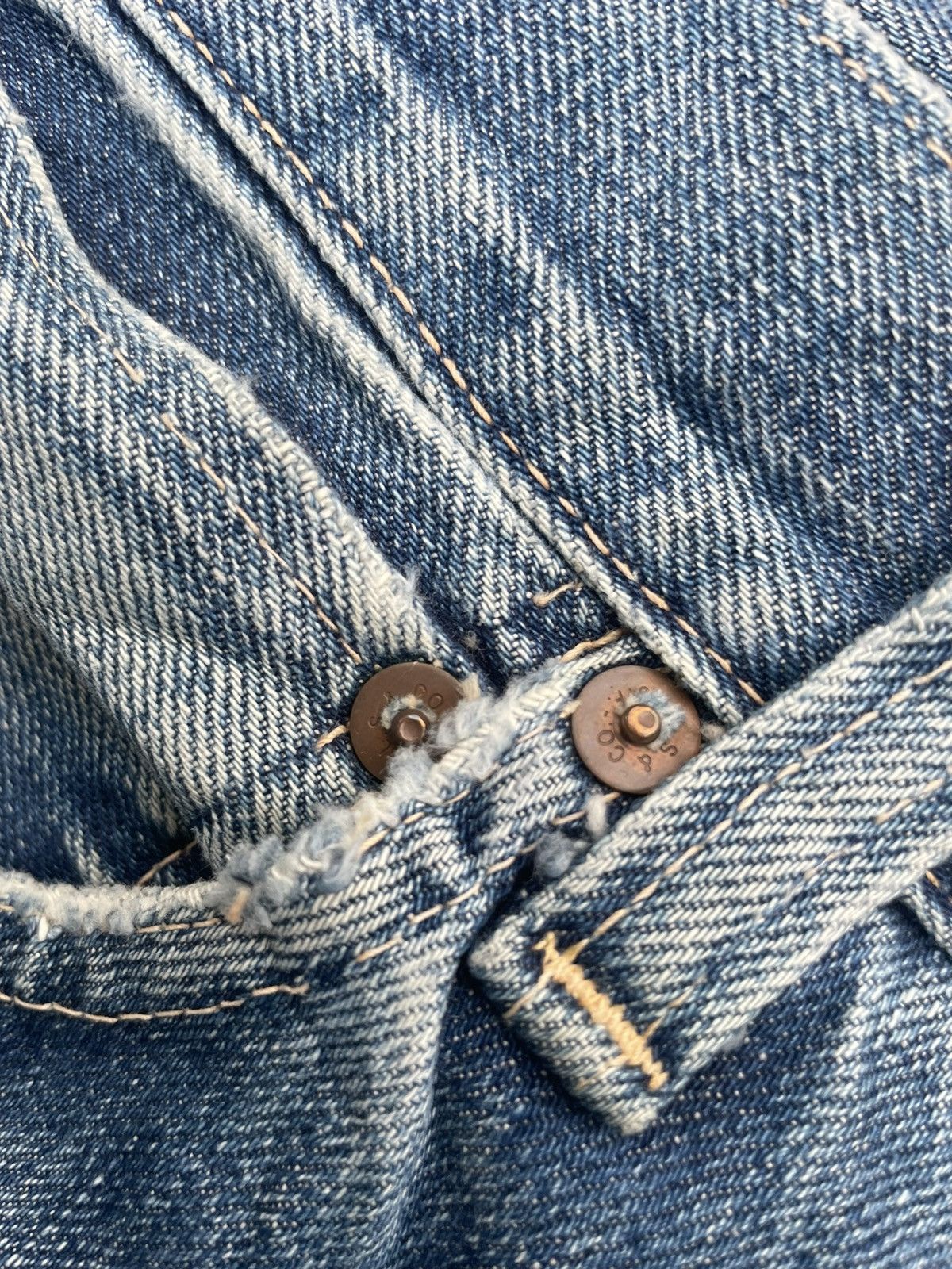 Levi's Vintage Levis 501 E 1937 Aging Selvedge Distressed Size US 30 / EU 46 - 19 Thumbnail