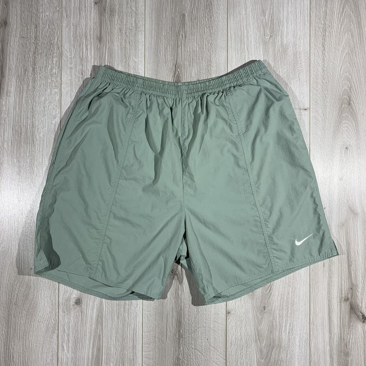 Nike × Vintage Vintage Nike Y2K Shorts Size US 36 / EU 52 - 1 Thumbnail