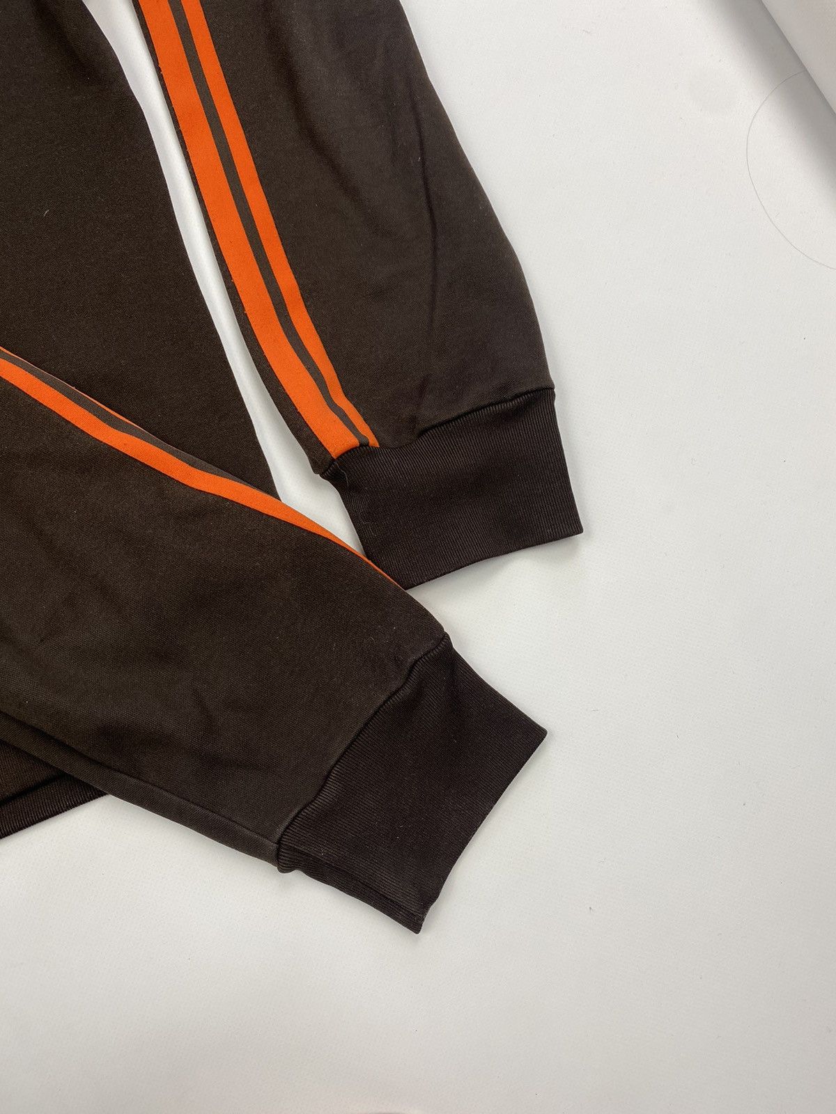 Carhartt × Carhartt Wip × Vintage CARHARTT ZIP UP SWEATER BROWN Size US L / EU 52-54 / 3 - 2 Thumbnail