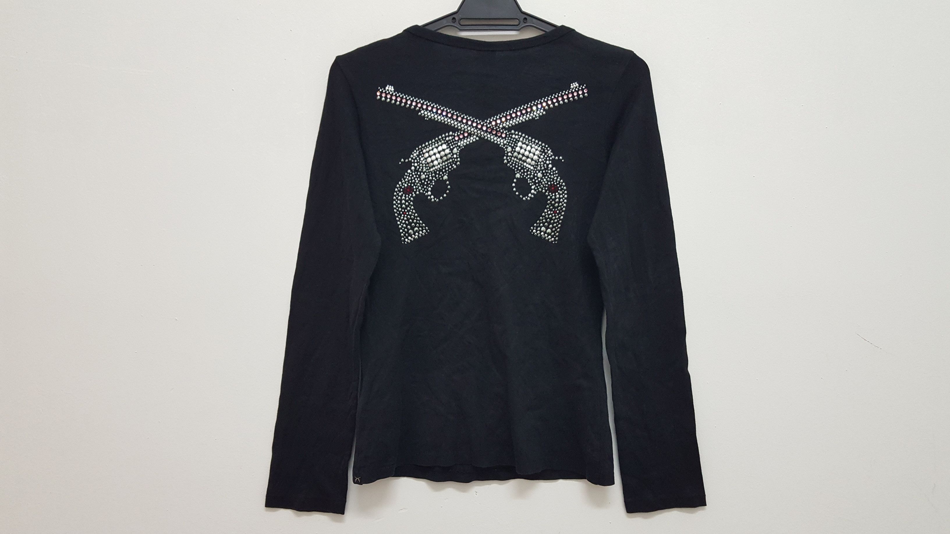 Roar GRAIL 🔥 CROSS GUN SWAROVSKI REBEL GLAM TEE Size XS / US 0-2 / IT 36-38 - 1 Thumbnail