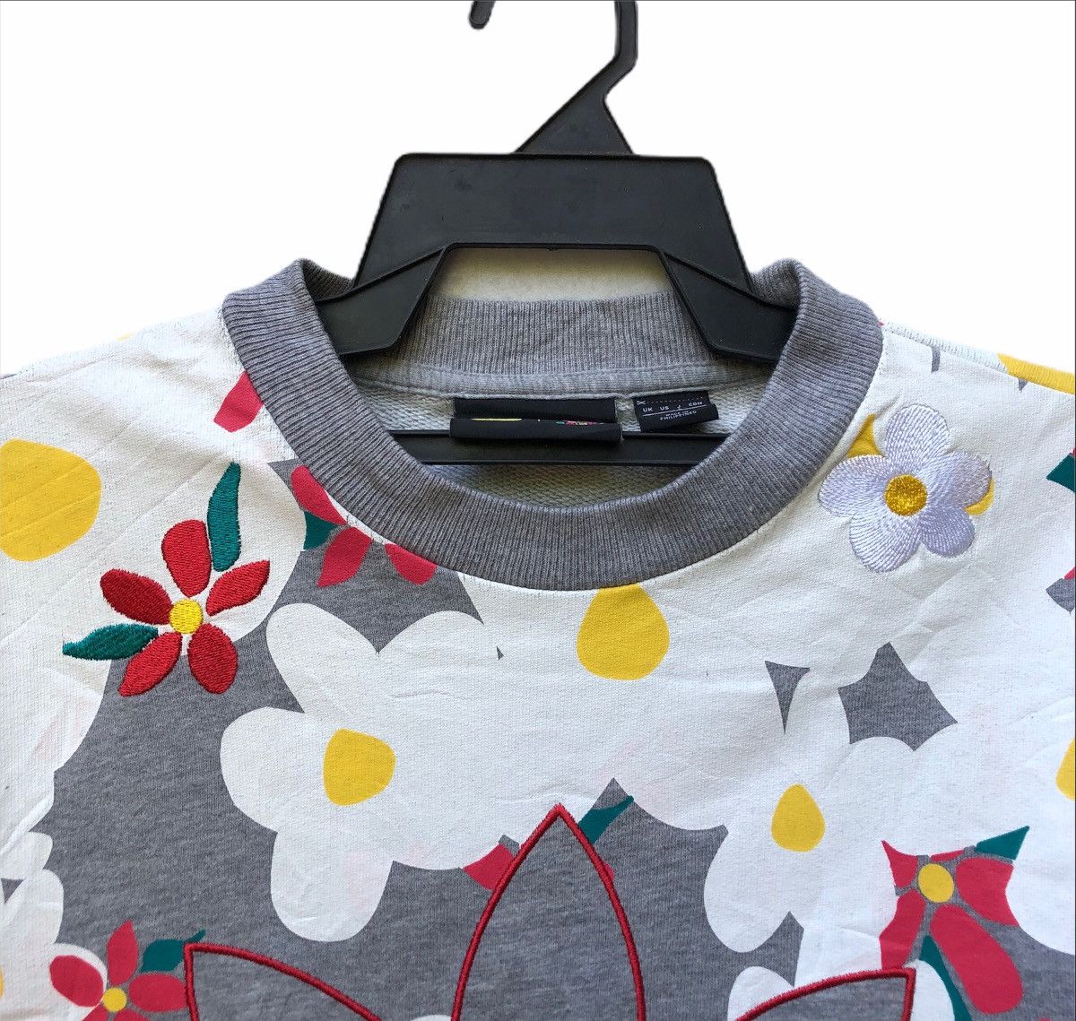 Adidas Adidas X Pharrell Williams Crewneck Size US S / EU 44-46 / 1 - 4 Thumbnail