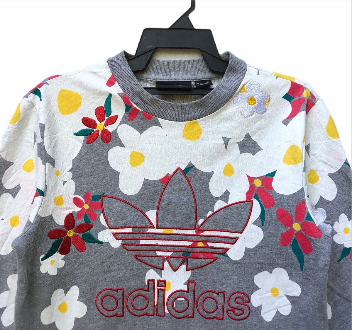 Adidas Adidas X Pharrell Williams Crewneck Size US S / EU 44-46 / 1 - 3 Thumbnail
