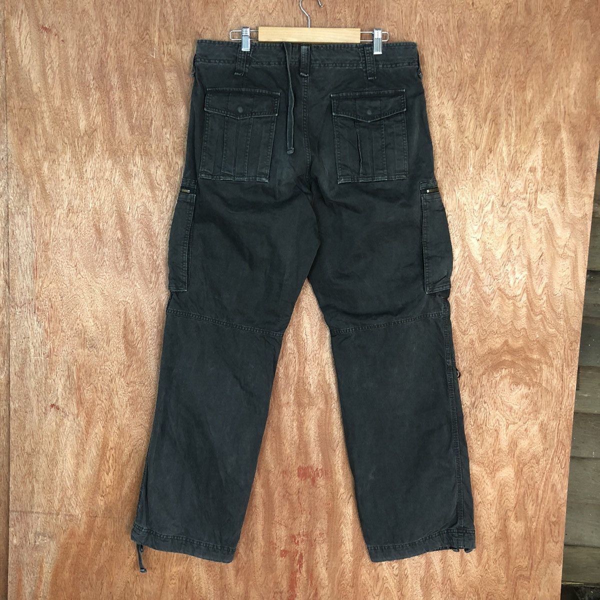 Japanese Brand DL Uniqlo Black japan utility Multipocket Cargo Pants #c929 Size US 33 - 8 Thumbnail