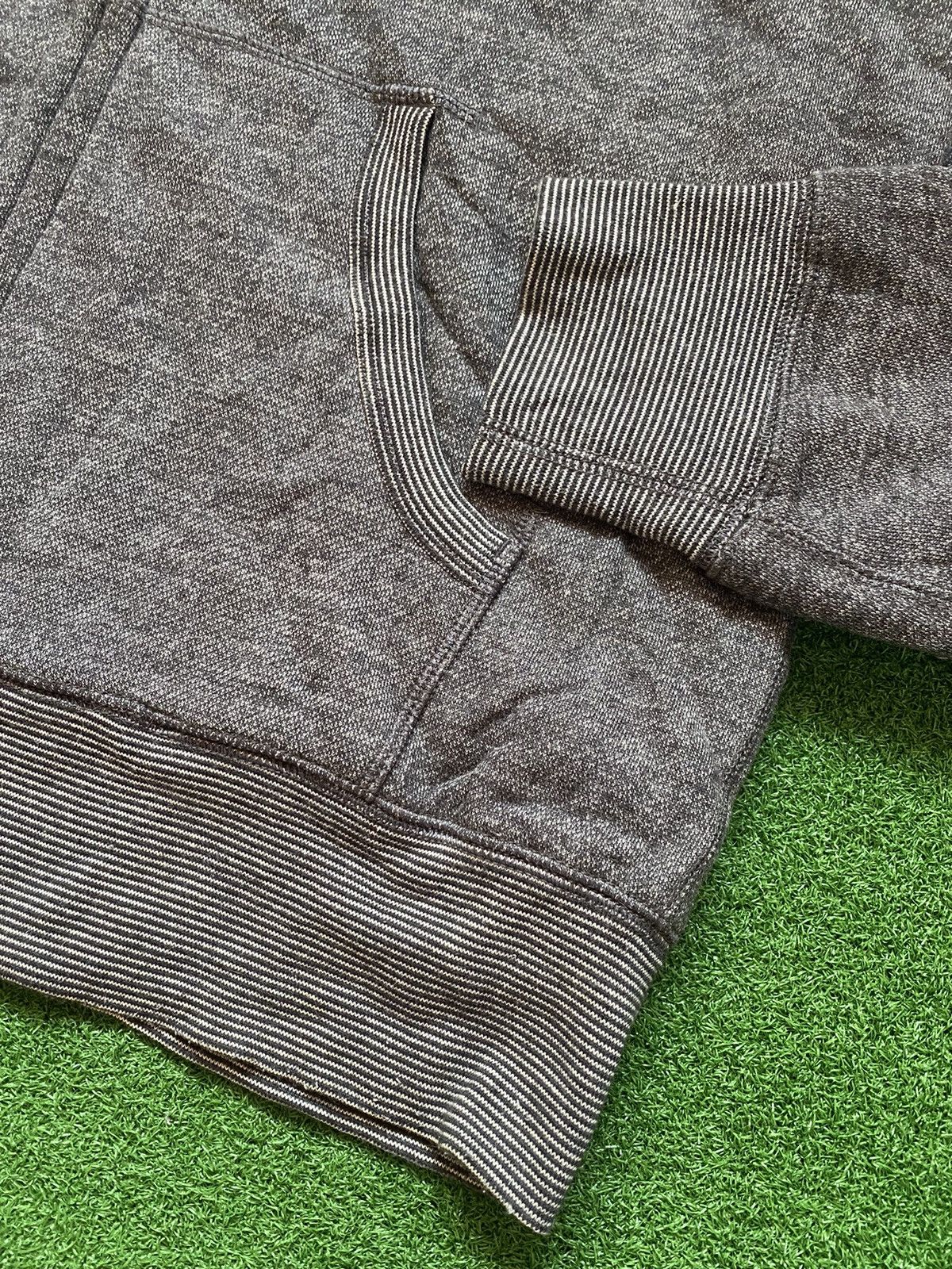 Uniqlo UNIQLO HOODIE ZIPPER Size US L / EU 52-54 / 3 - 6 Thumbnail