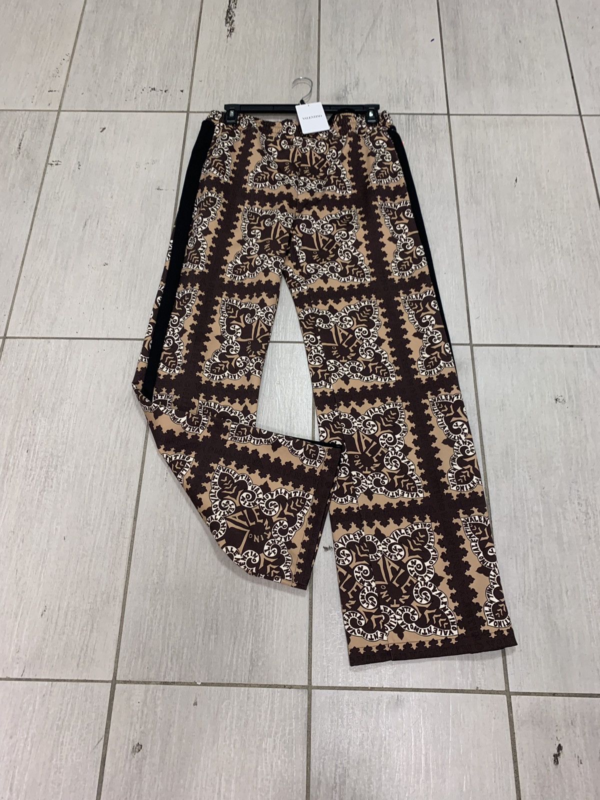 Valentino Zip Hem in Brown Multi Logo All Over Size US 34 / EU 50 - 2 Thumbnail