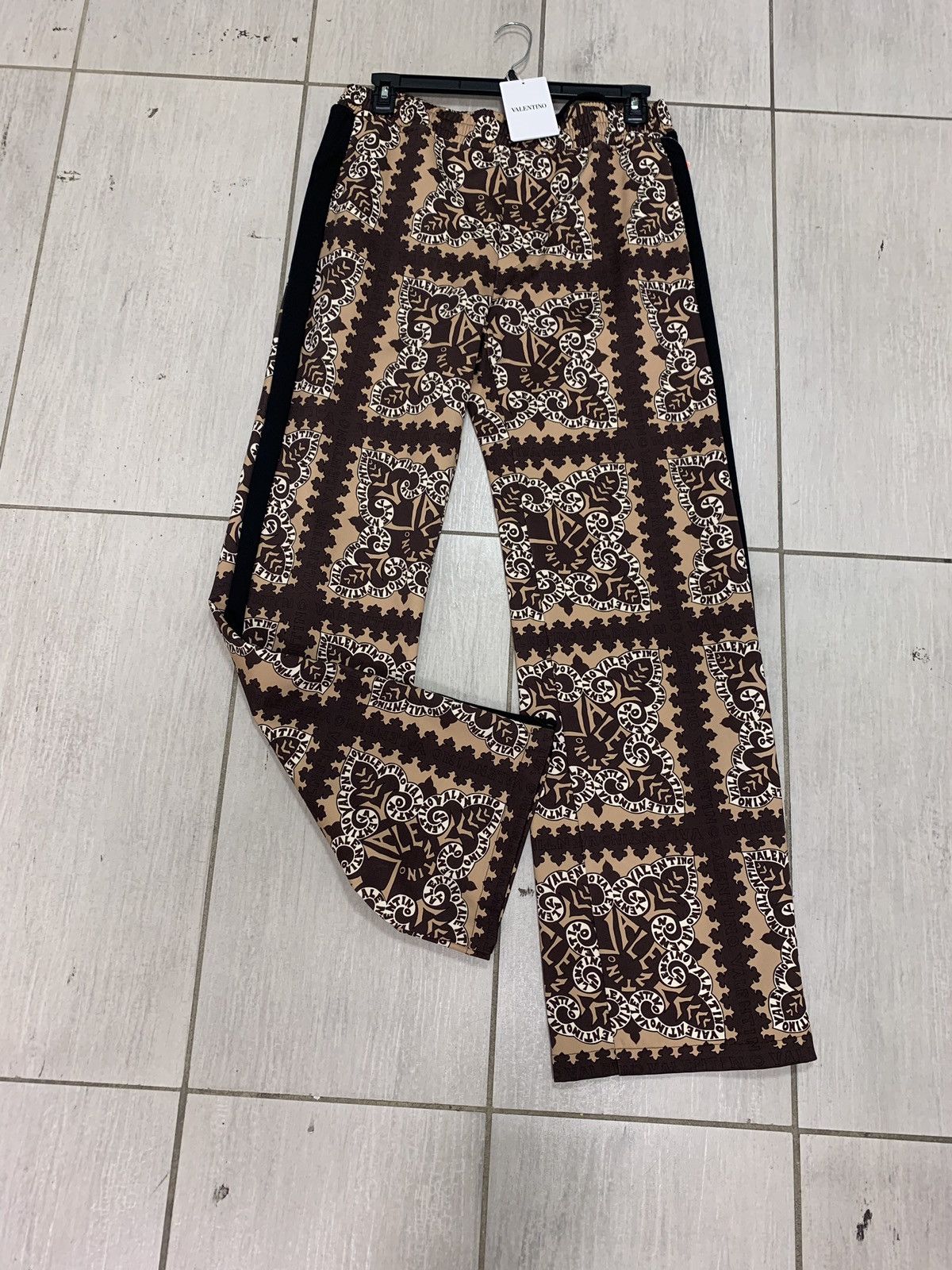 Valentino Zip Hem in Brown Multi Logo All Over Size US 34 / EU 50 - 3 Thumbnail