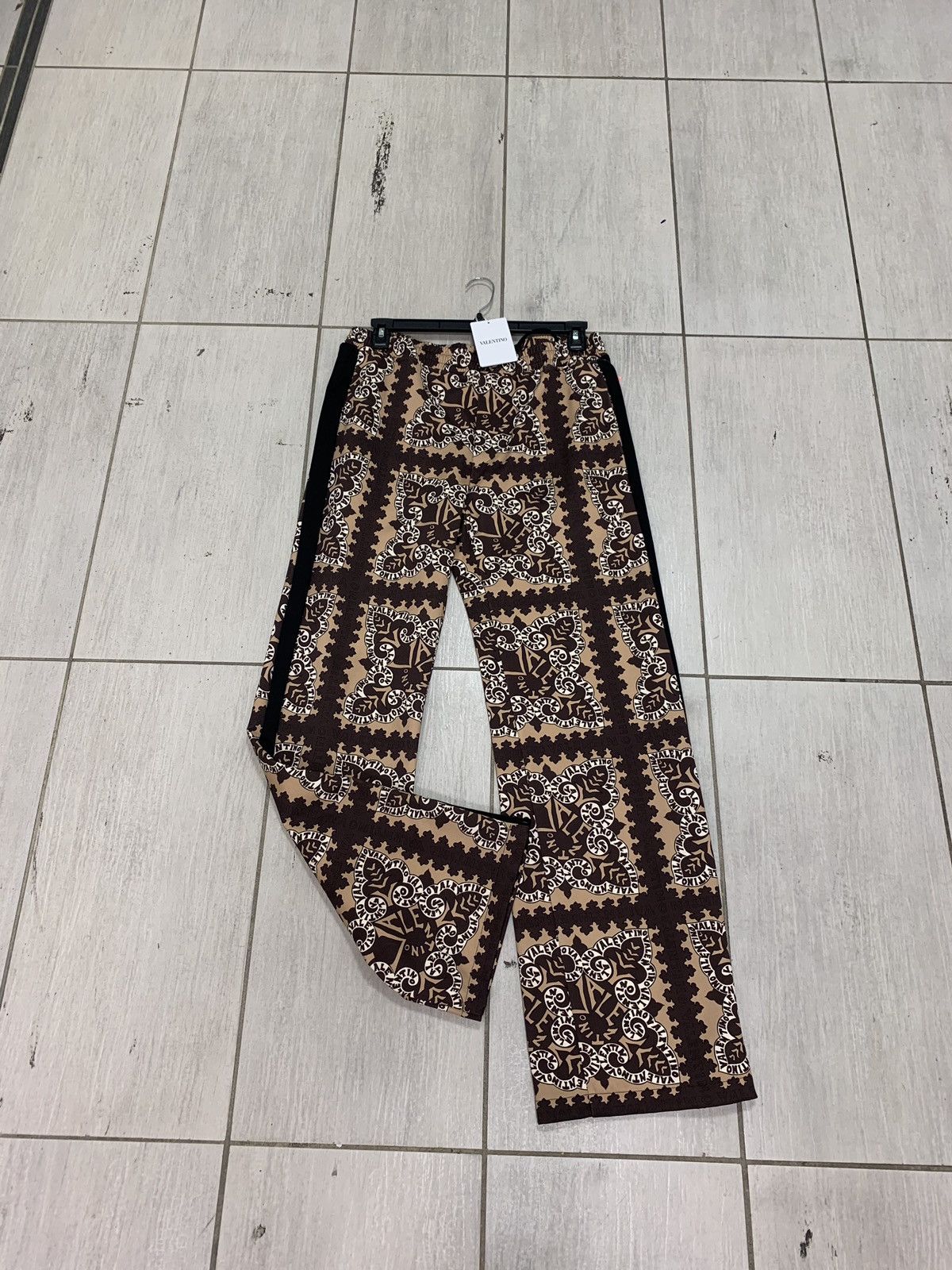 Valentino Zip Hem in Brown Multi Logo All Over Size US 34 / EU 50 - 1 Thumbnail