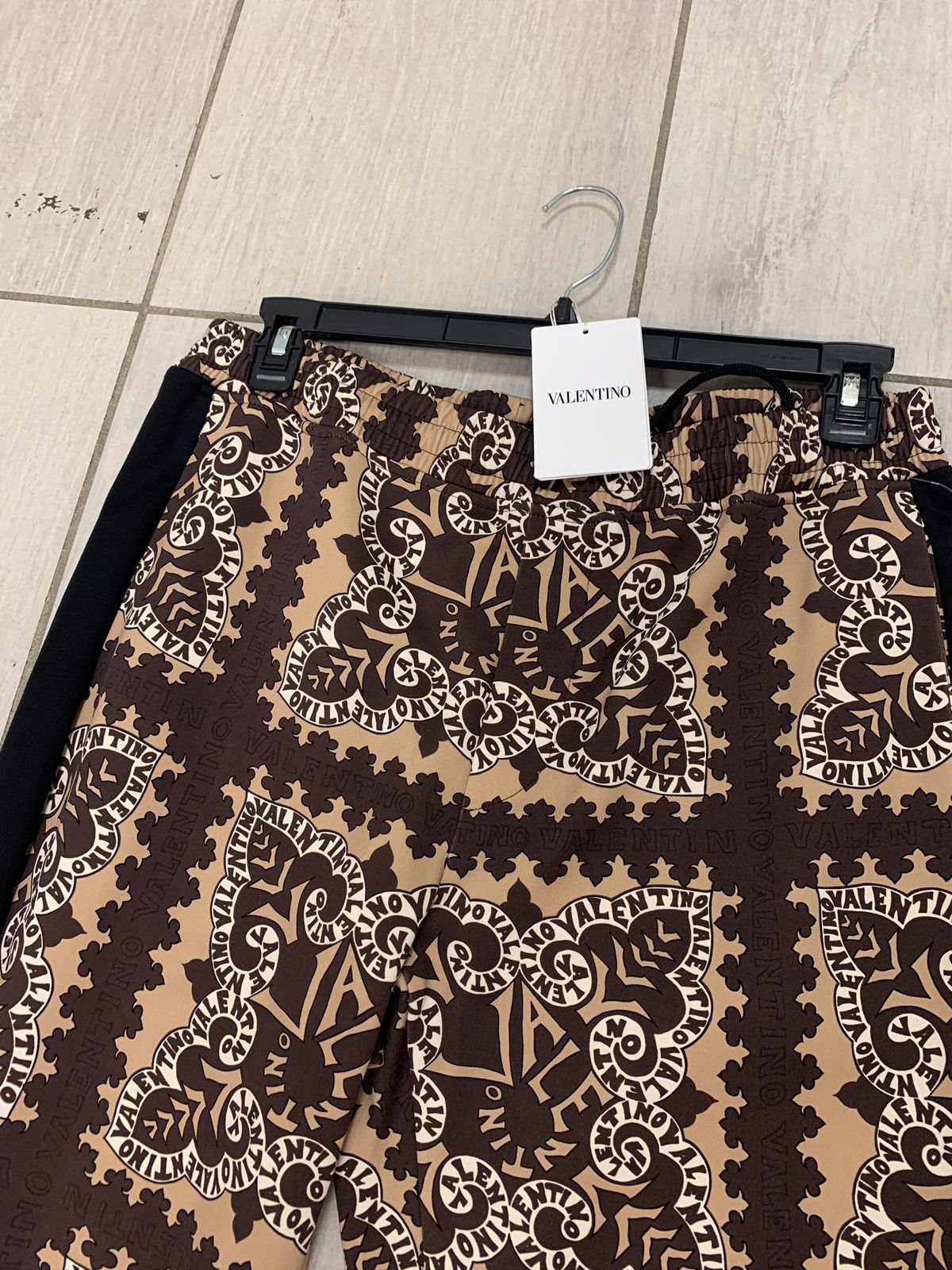 Valentino Zip Hem in Brown Multi Logo All Over Size US 34 / EU 50 - 10 Thumbnail