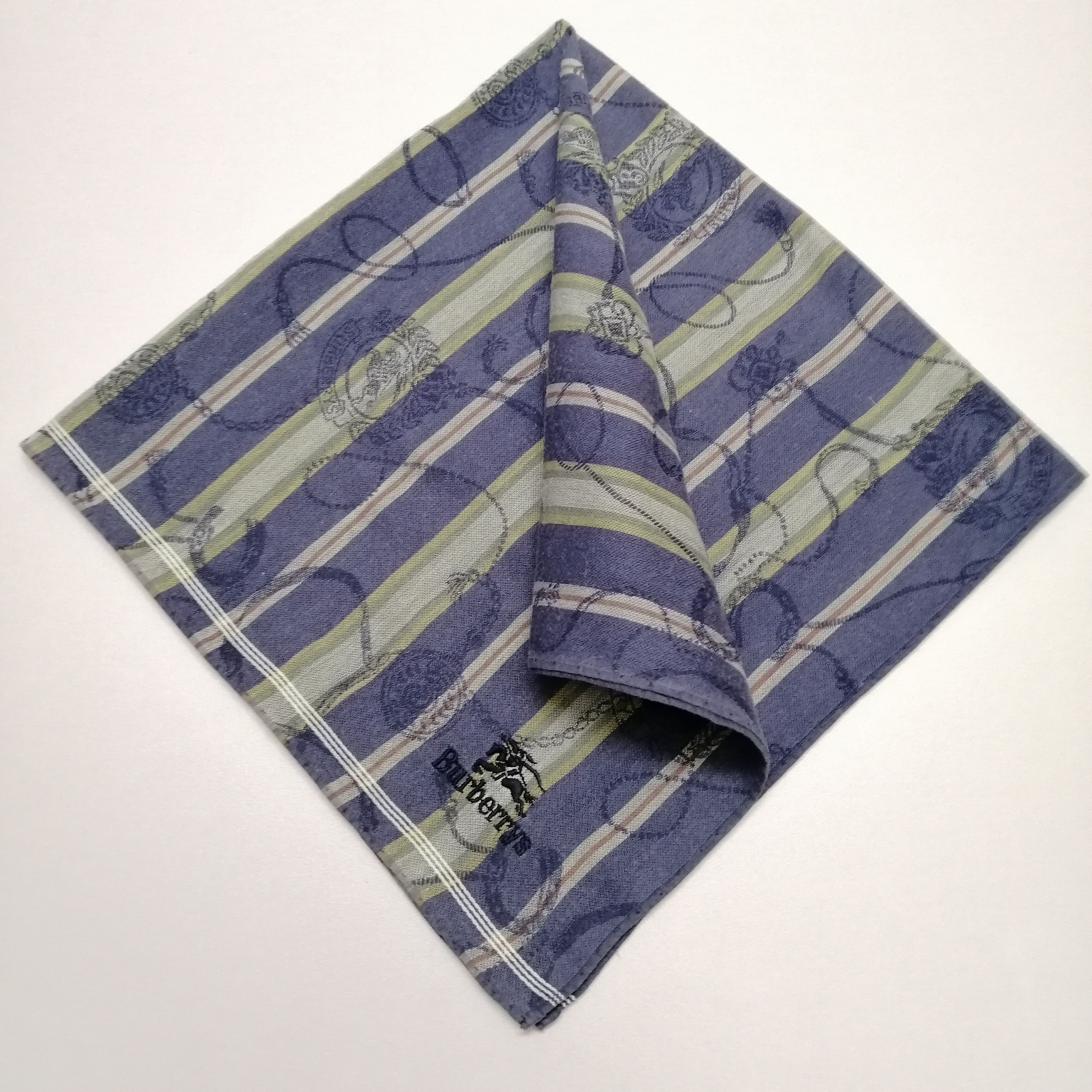 Burberry × Vintage Burberrys Handkerchief/Neckerchief/Bandana-KD2109 Size ONE SIZE - 1 Thumbnail