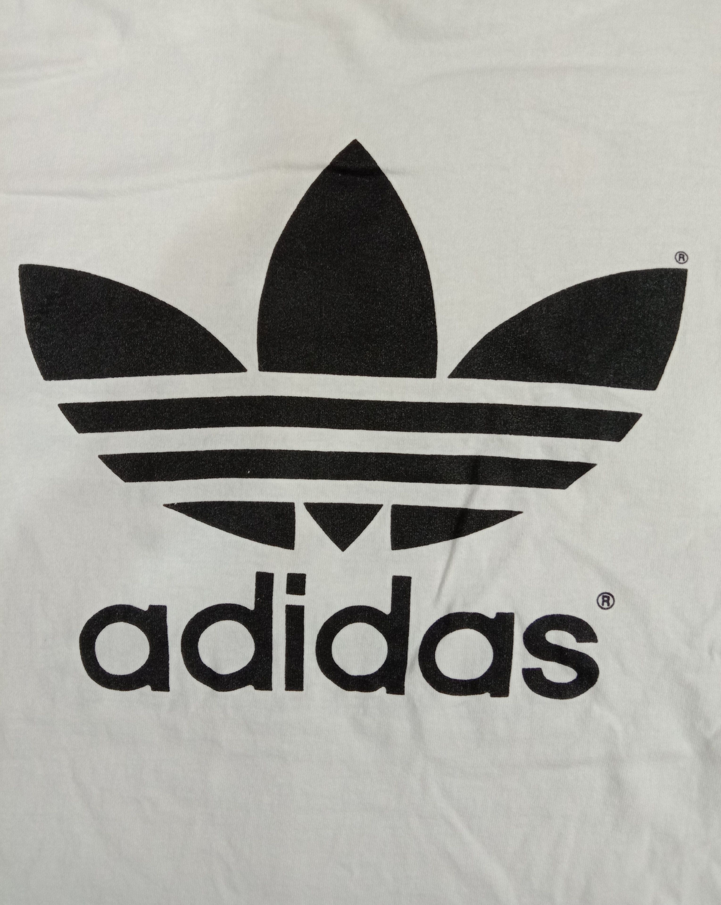 Adidas Vintage Adidas Trefoil Big Logo Tee Size US L / EU 52-54 / 3 - 3 Thumbnail