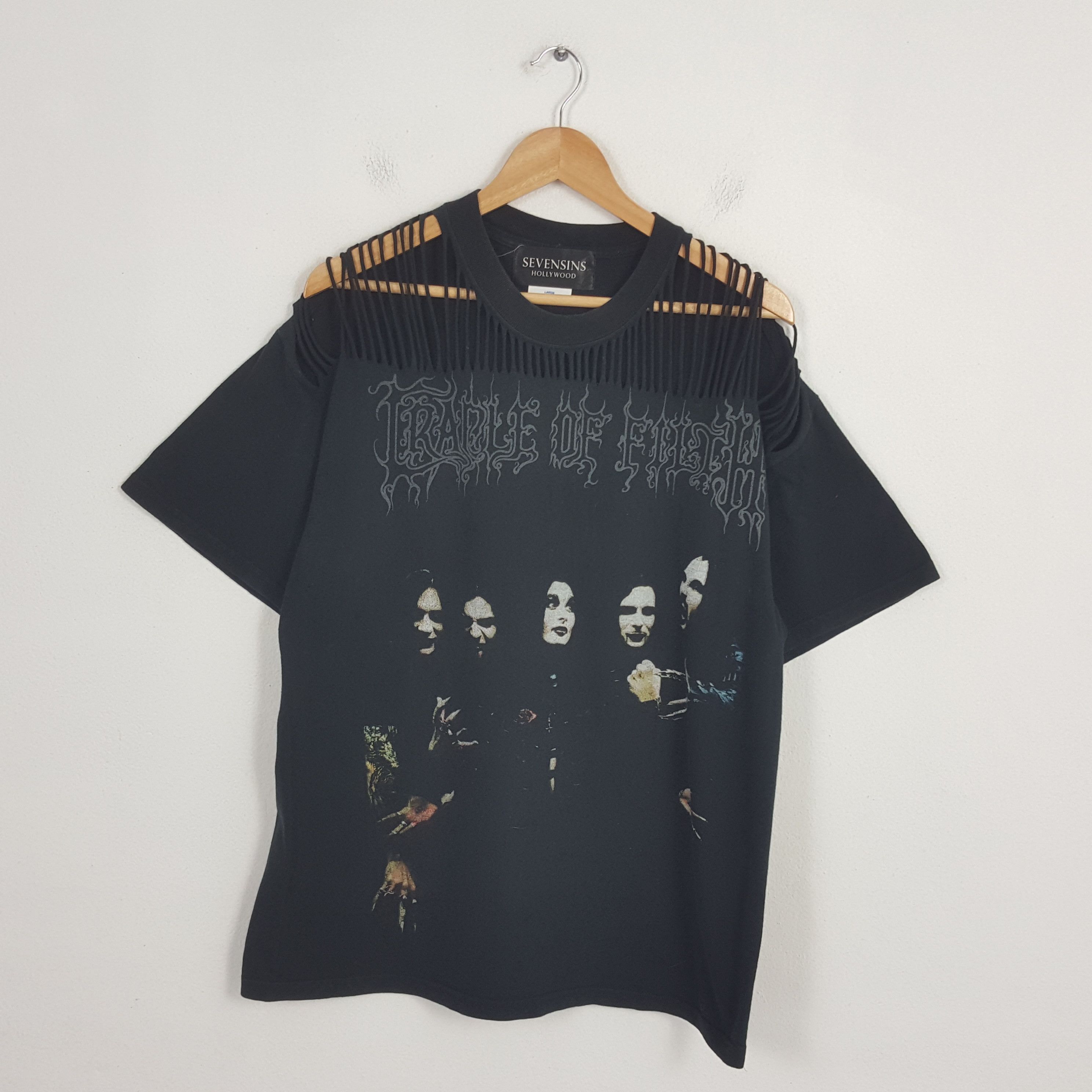Band Tees × Vintage Vintage CRADLE OF FILTH English Extreme Metal Band T-Shirt Size US L / EU 52-54 / 3 - 1 Thumbnail