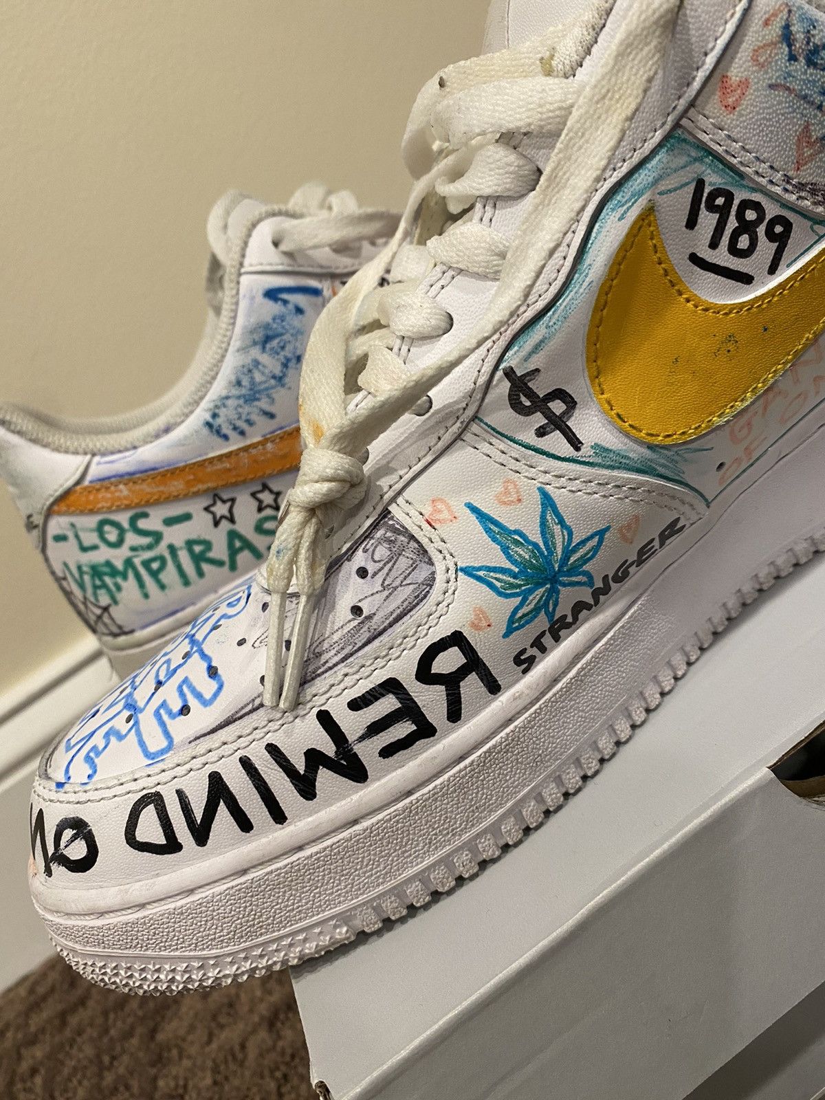 Vlone Vlone x Pauly x Nike Air Force 1 Low “Mase” Size US 10 / EU 43 - 14 Thumbnail