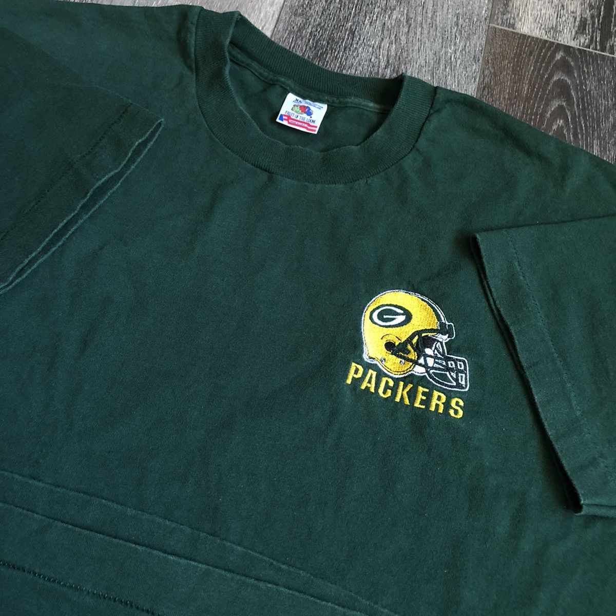 NFL Vintage 90s Green Bay Packers NFL Small Helmet Logo T Shirt Size US XL / EU 56 / 4 - 5 Thumbnail