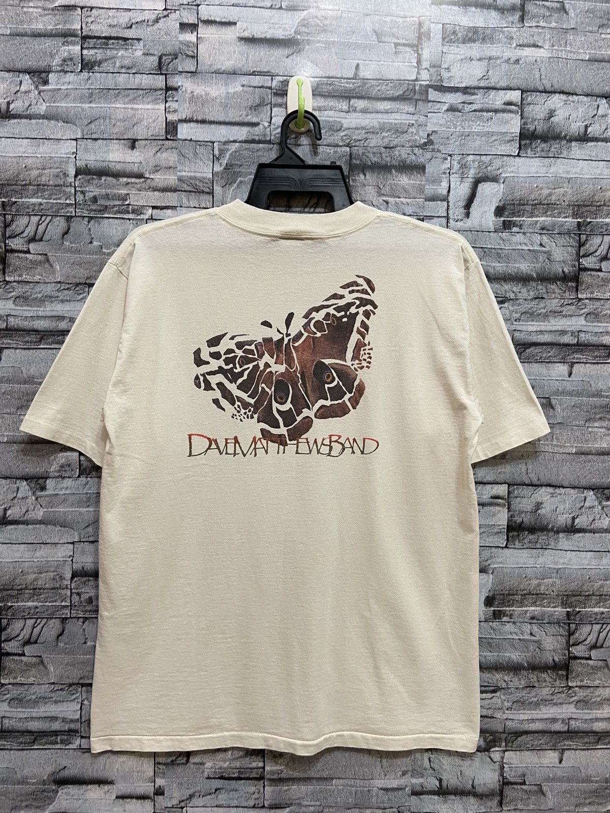 Band Tees Vintage Dave Matthews Band big logo butterfly size L Size US L / EU 52-54 / 3 - 3 Thumbnail