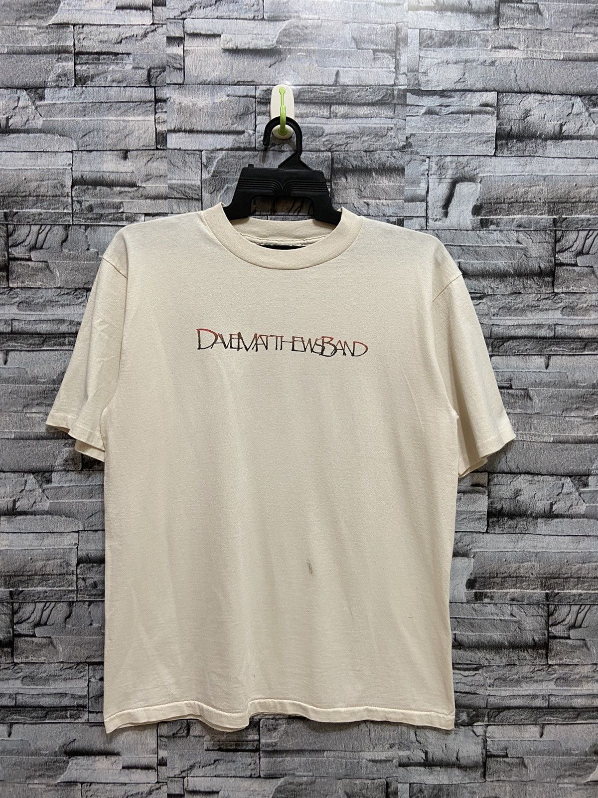 Band Tees Vintage Dave Matthews Band big logo butterfly size L Size US L / EU 52-54 / 3 - 4 Thumbnail