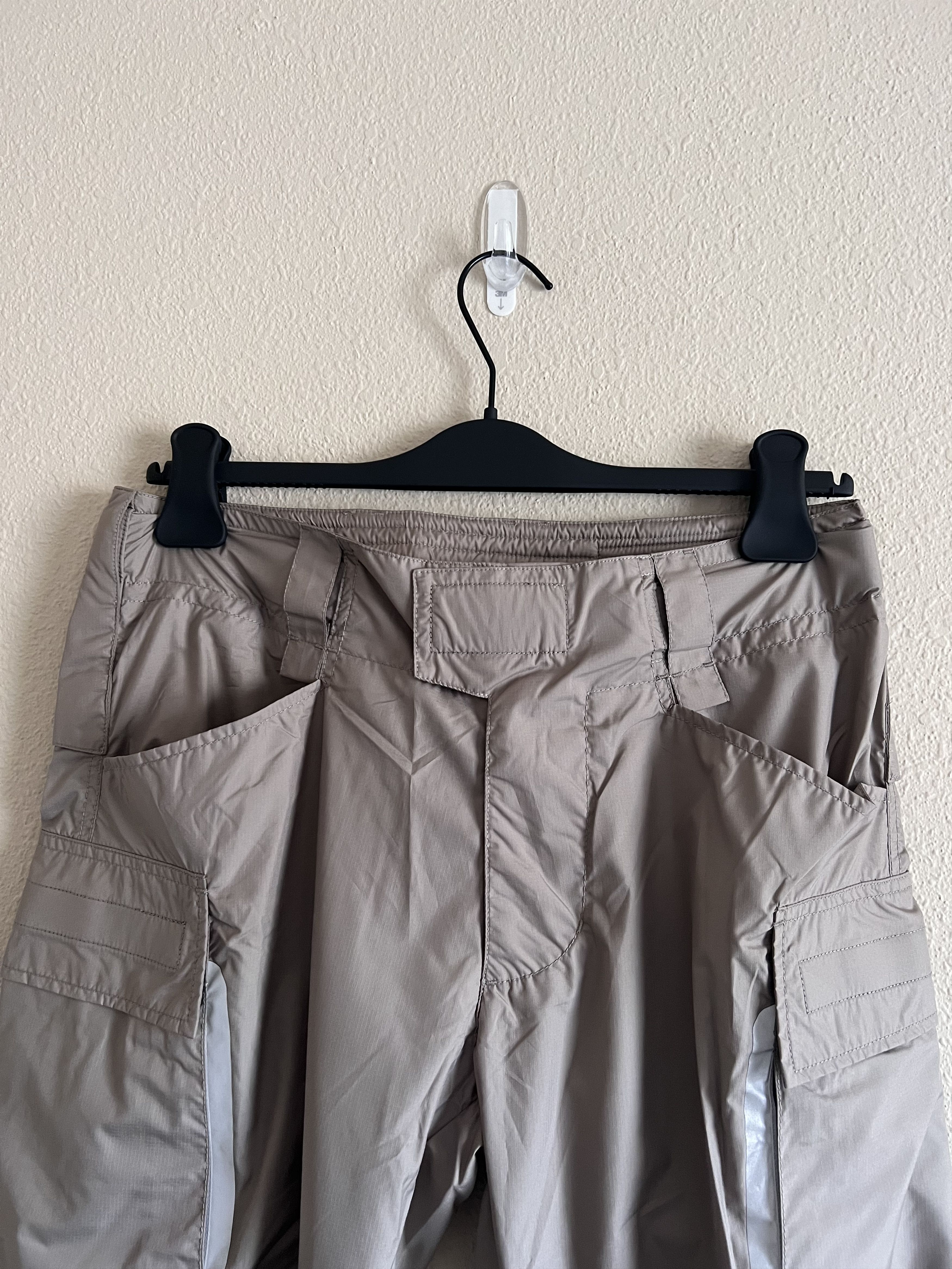 1017 ALYX 9SM 1017 Alyx 9SM Tactical Pants in Taupe Size US 32 / EU 48 - 2 Thumbnail