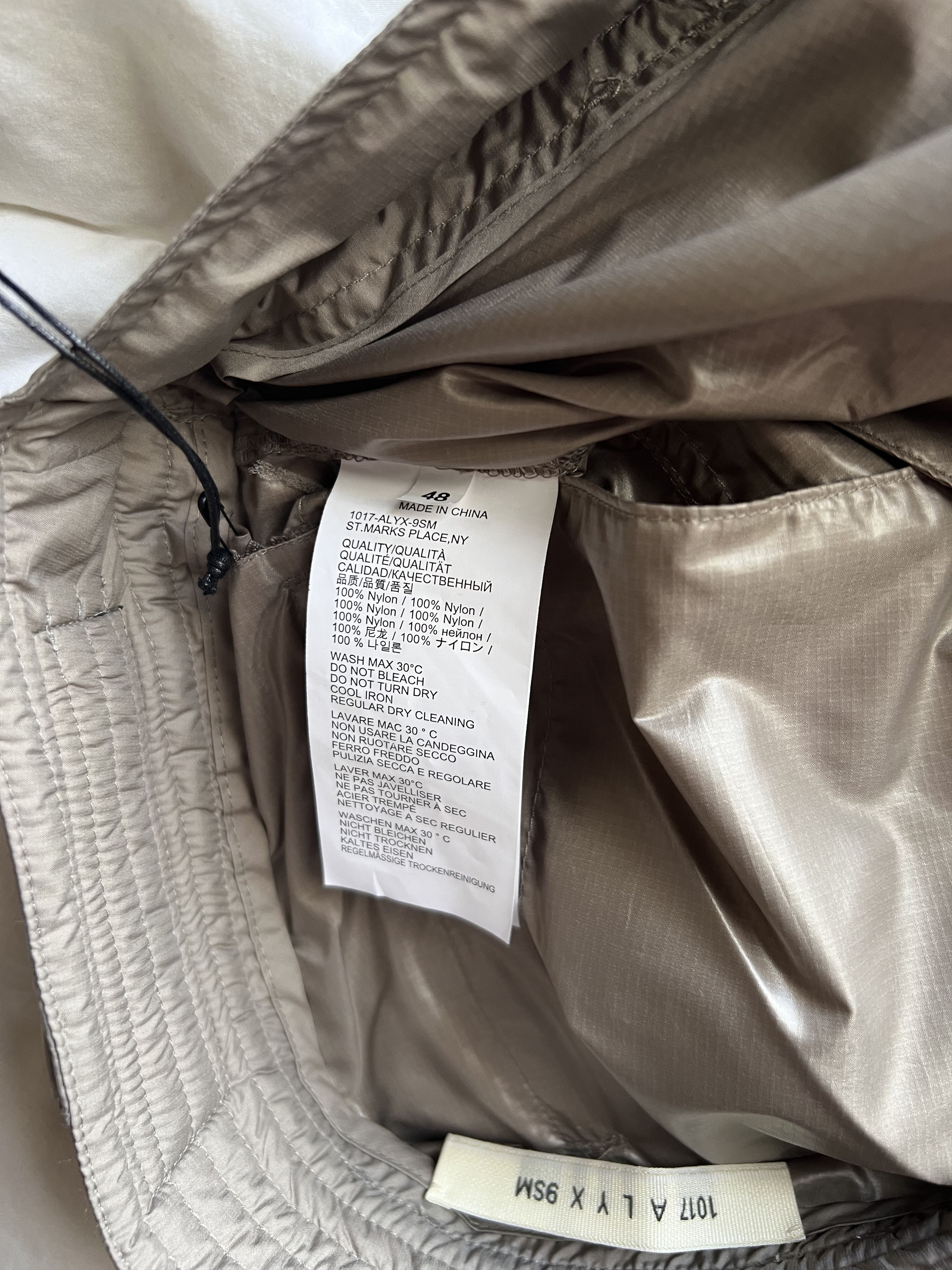 1017 ALYX 9SM 1017 Alyx 9SM Tactical Pants in Taupe Size US 32 / EU 48 - 10 Thumbnail