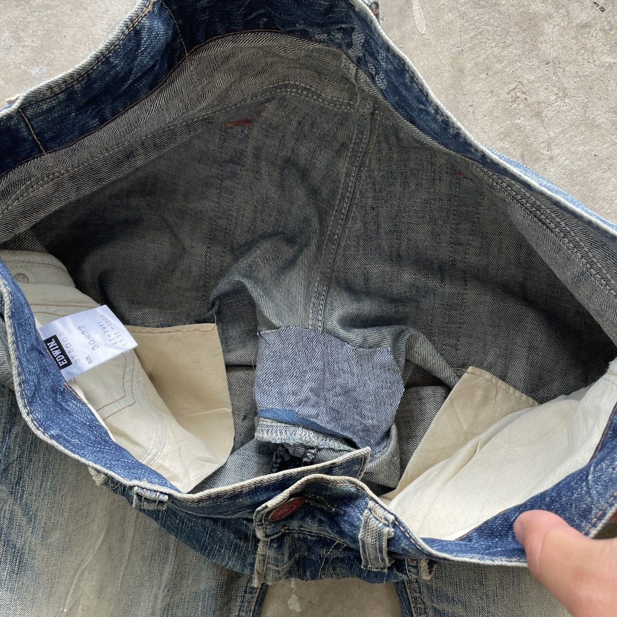 Edwin Vintage Edwin Faded Jeans Rusty Wash Distessed Denim Pants Size US 34 / EU 50 - 9 Thumbnail