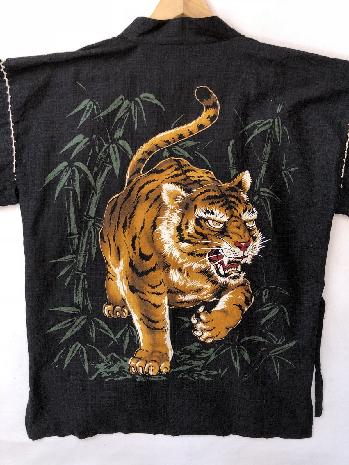 Japanese Brand × Vintage Japanese Traditional Tiger Paint Short Sleeve Kimono Size US L / EU 52-54 / 3 - 1 Thumbnail
