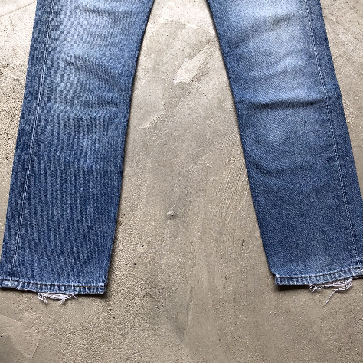 Levi's Vintage Clothing × Vintage Vintage Levis 90s 501 distressed denim light blue wash Size US 29 - 2 Thumbnail