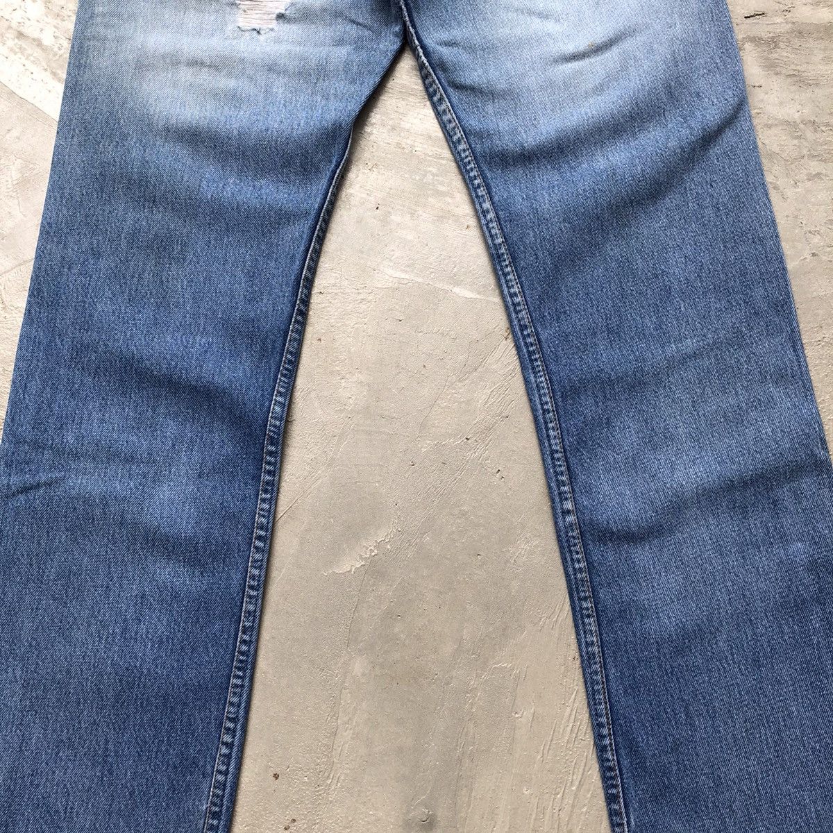 Levi's Vintage Clothing × Vintage Vintage Levis 90s 501 distressed denim light blue wash Size US 29 - 10 Thumbnail
