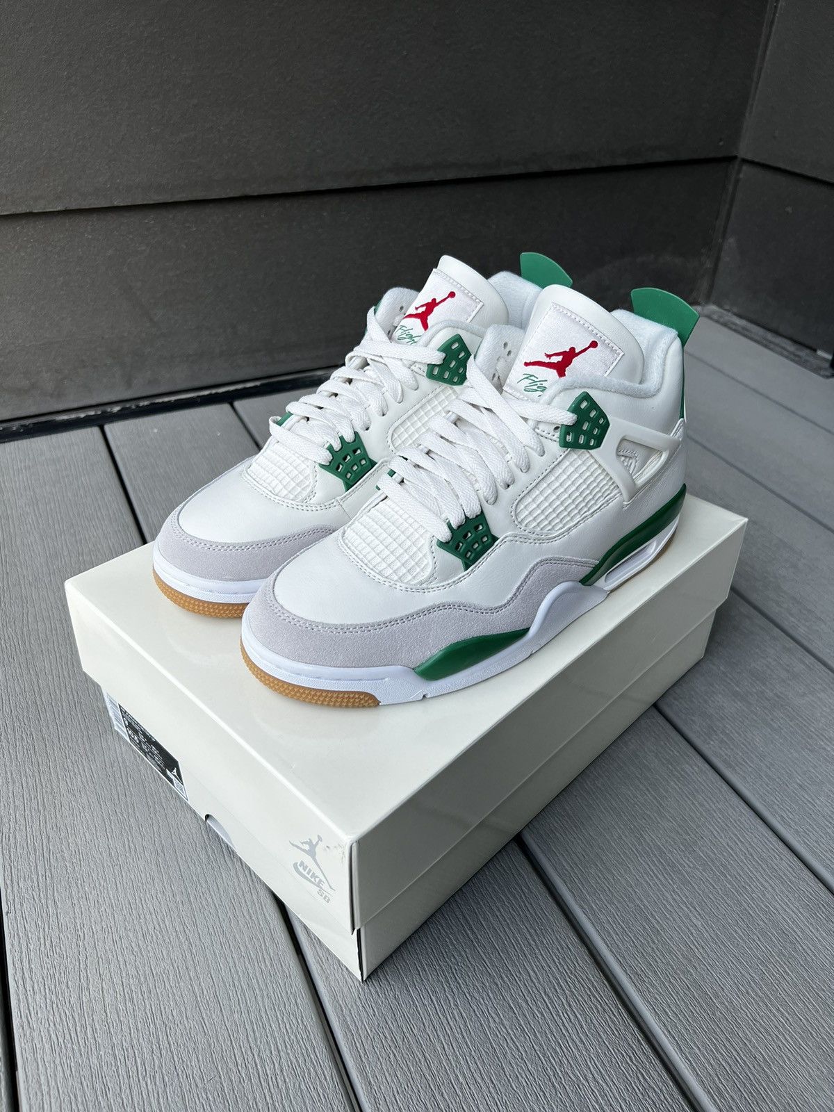 image of Jordan Nike Jordan 4 Sb Pine Green Shoes, Men's (Size 9)